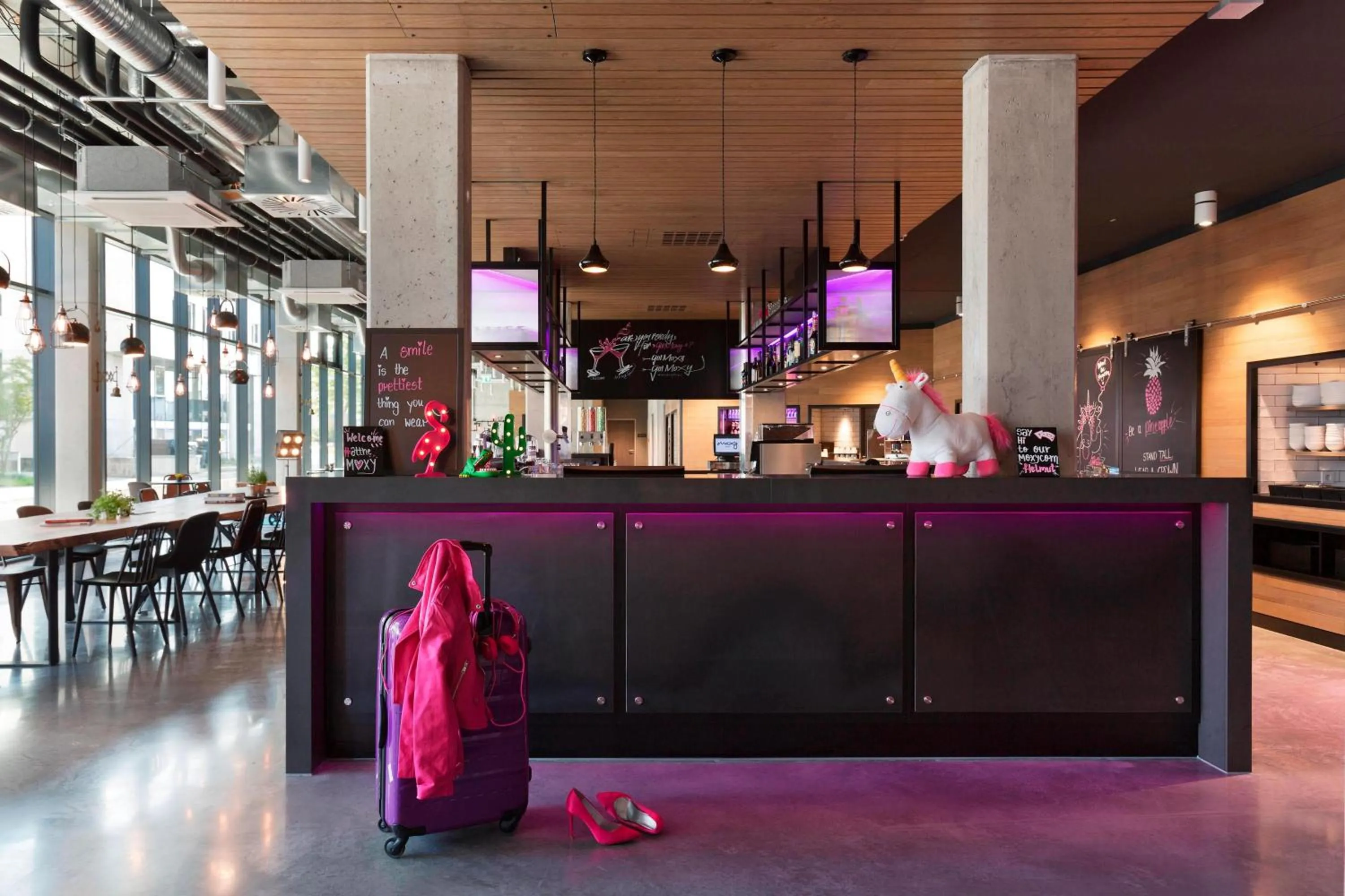 Lobby or reception in Moxy Stuttgart Airport/Messe