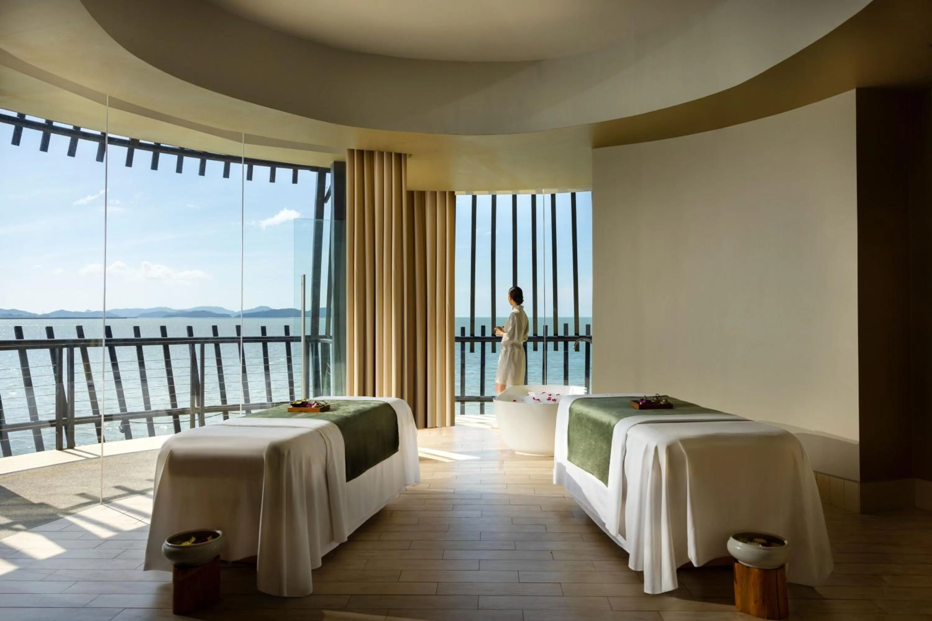 Spa and wellness centre/facilities, Bed in The Ritz-Carlton, Langkawi
