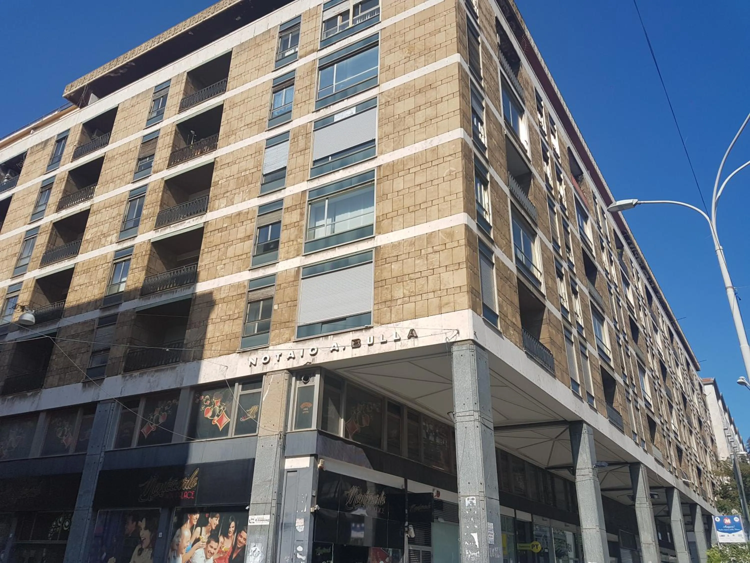 Property building in Antichi Soffitti