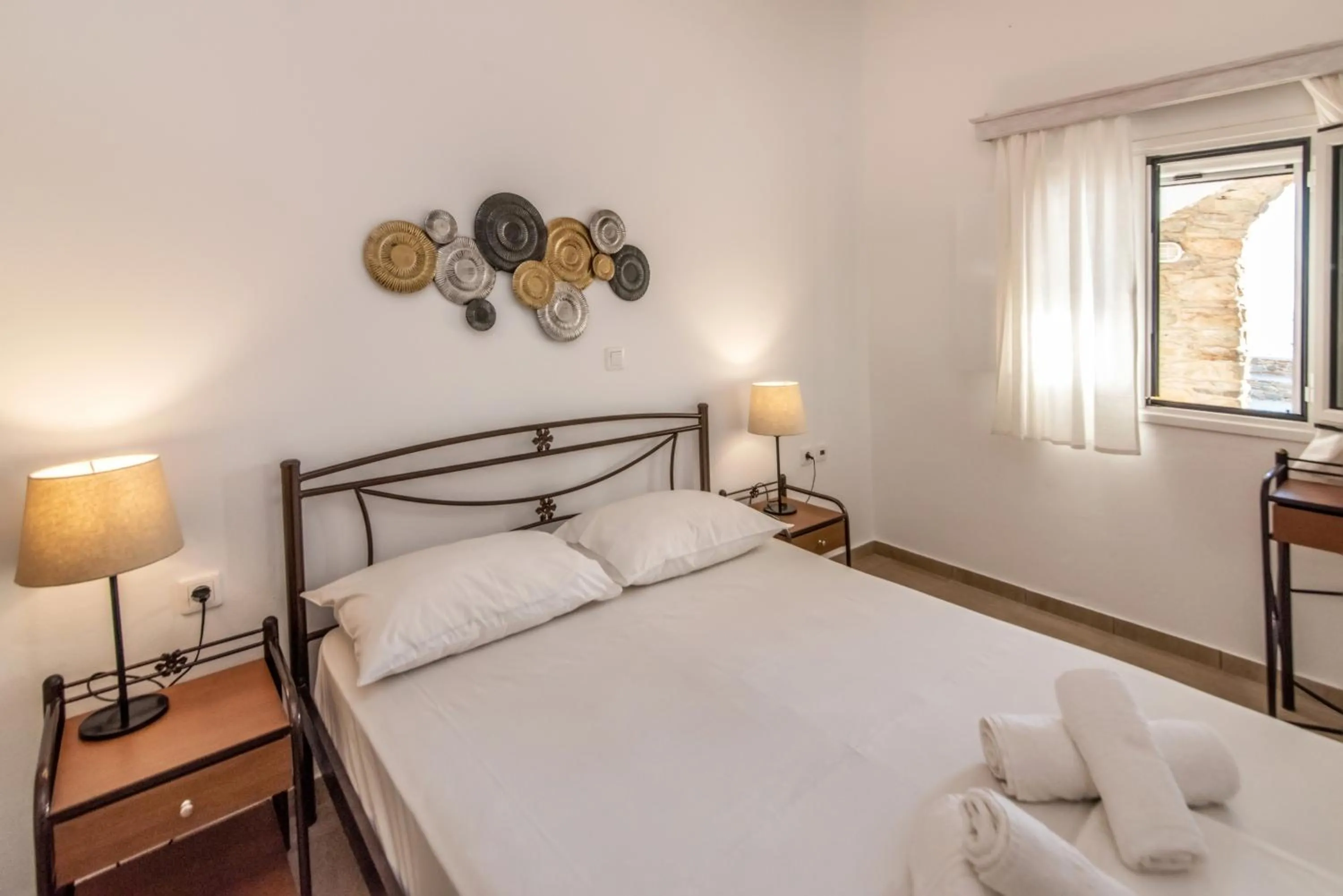 Bedroom, Bed in Avissalou Apartments