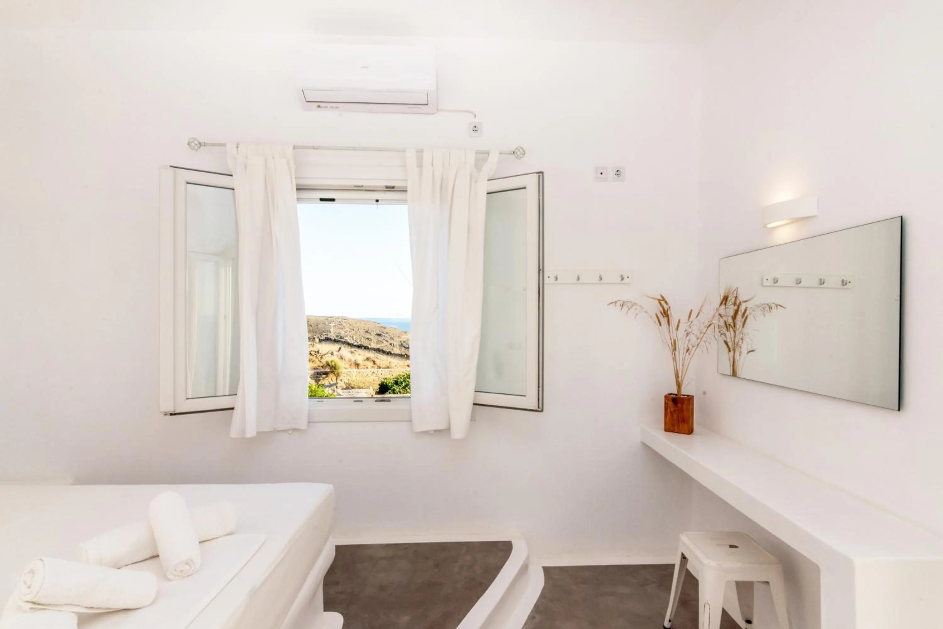 Bedroom in Avissalou Apartments