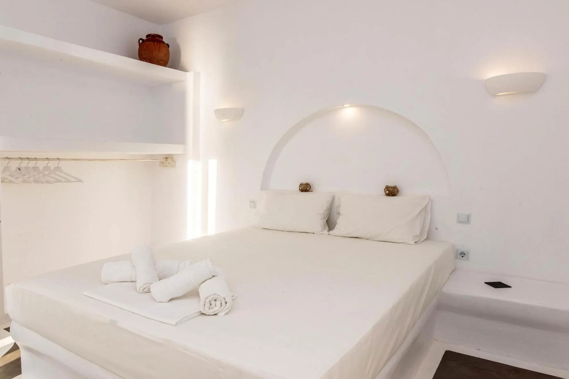 Bed in Avissalou Apartments