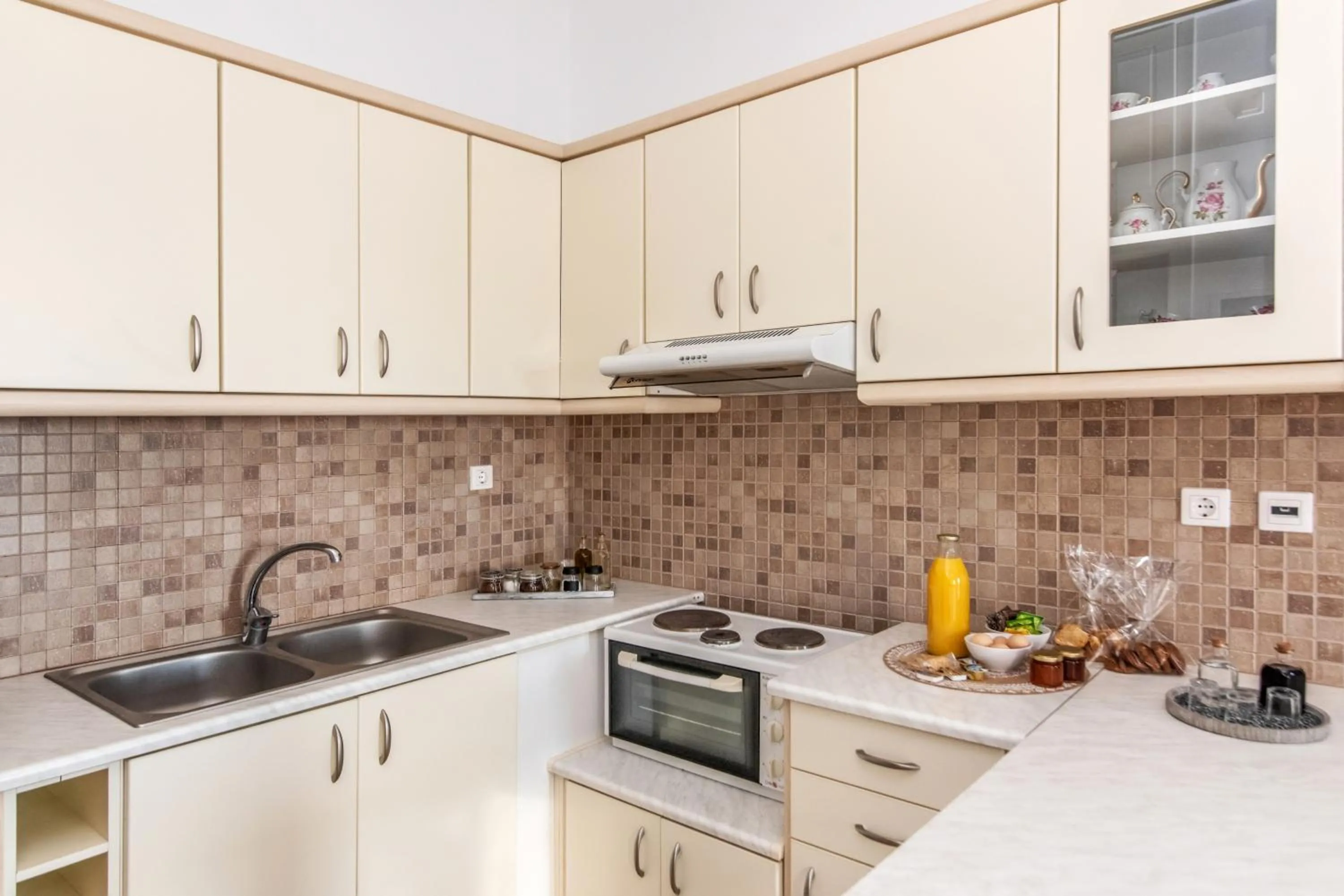 Kitchen or kitchenette in Avissalou Apartments