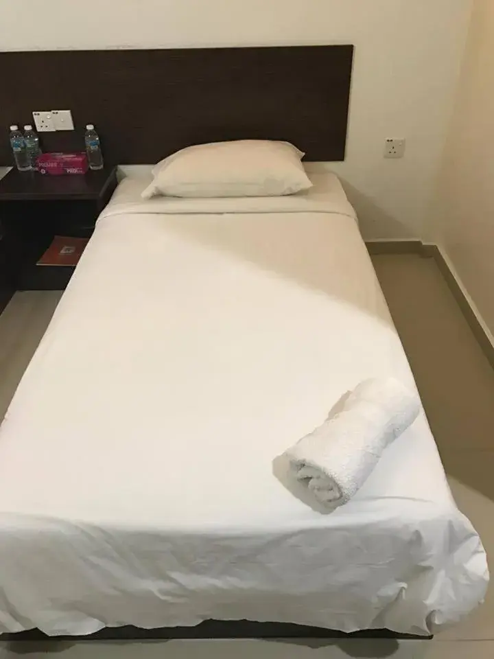 Deluxe Twin Room in Teluk Lipat Seaview Inn Deluxe Twin Room in Teluk Lipat Seaview Inn
