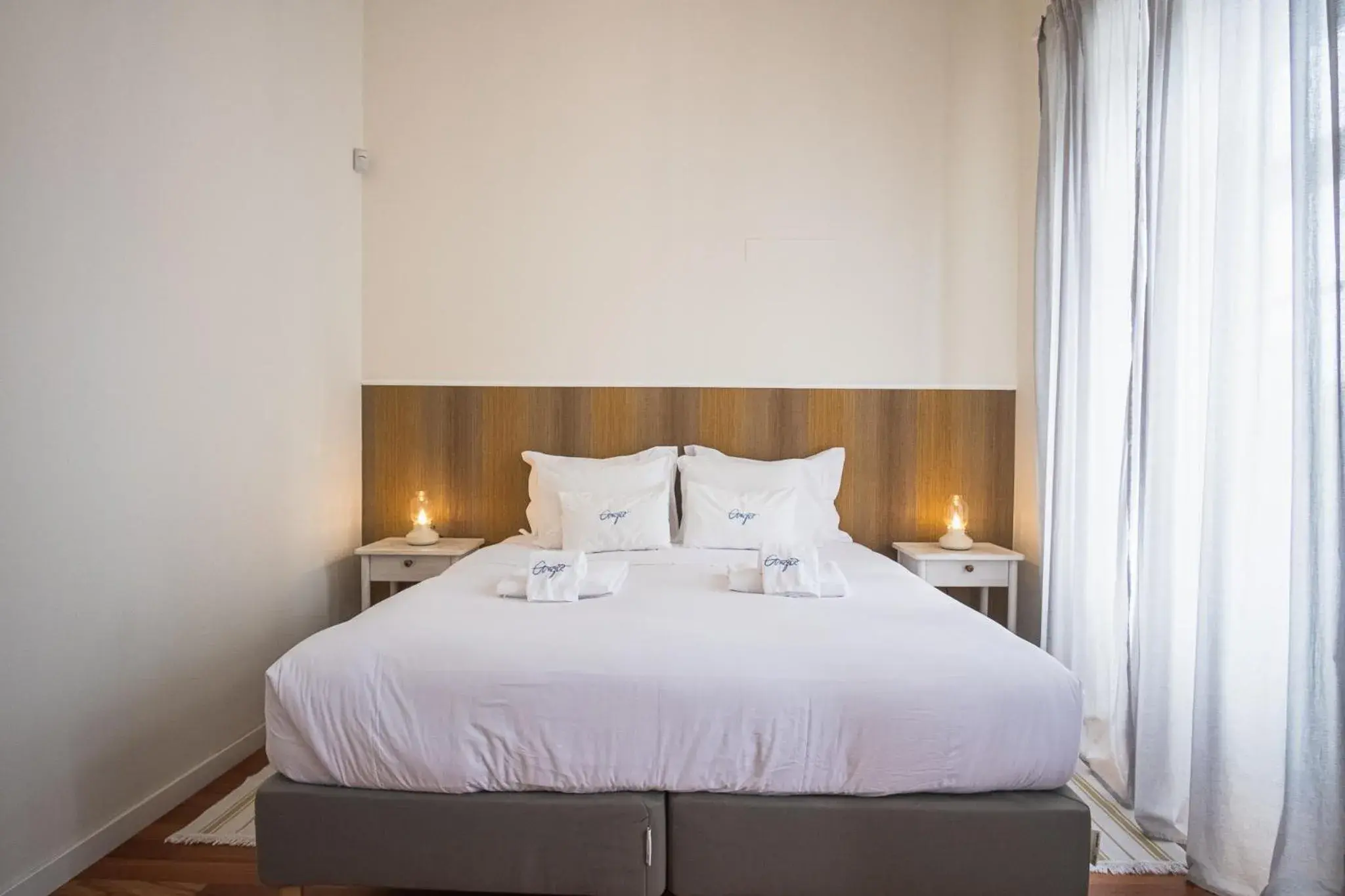 Double or Twin Room with Balcony - single occupancy in My Angra Charming House Double or Twin Room with Balcony - single occupancy in My Angra Charming House