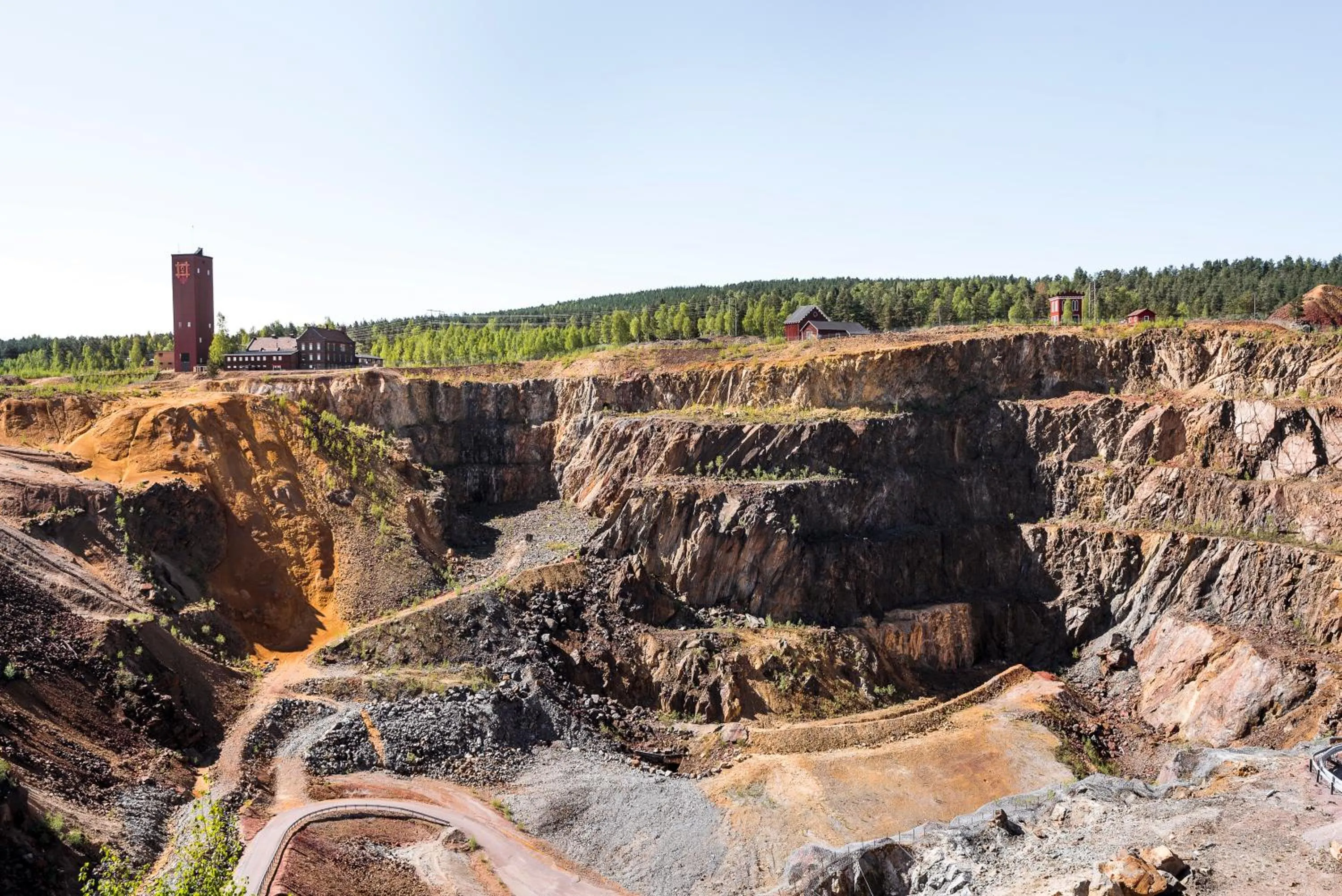 Property building in Polhem Bed & Breakfast