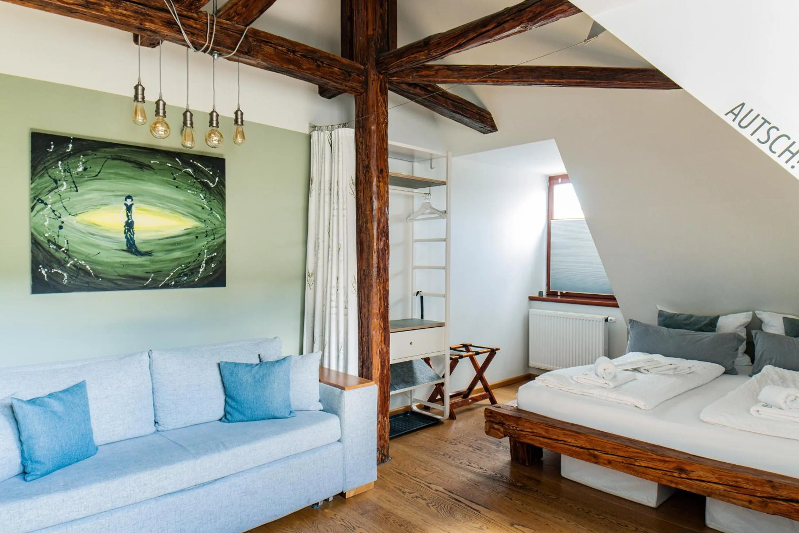 Family Room with Private Bathroom in Boutique Hotel am Schillerplatz