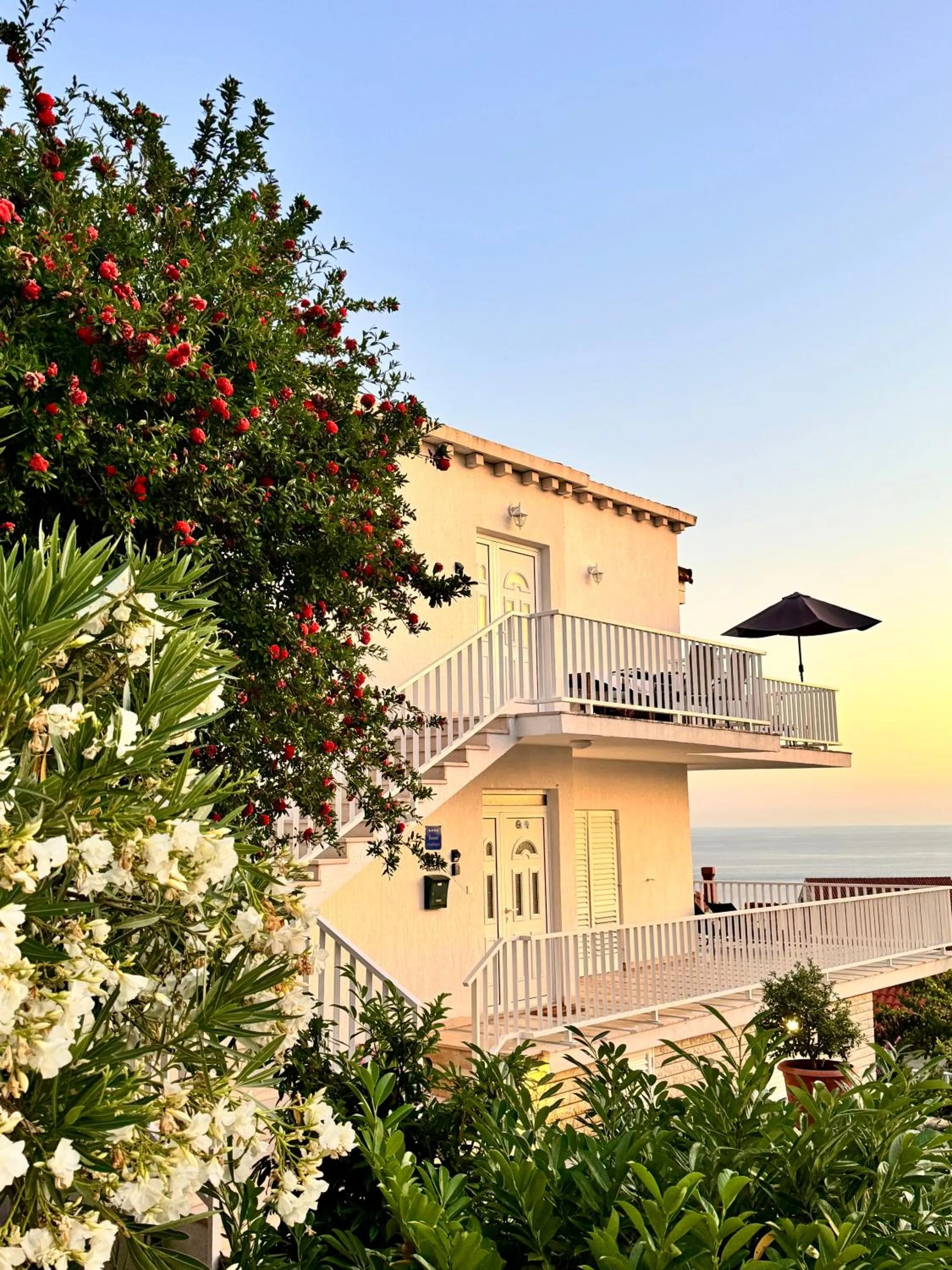 Indigo Cavtat Apartments - Sunset Sea View