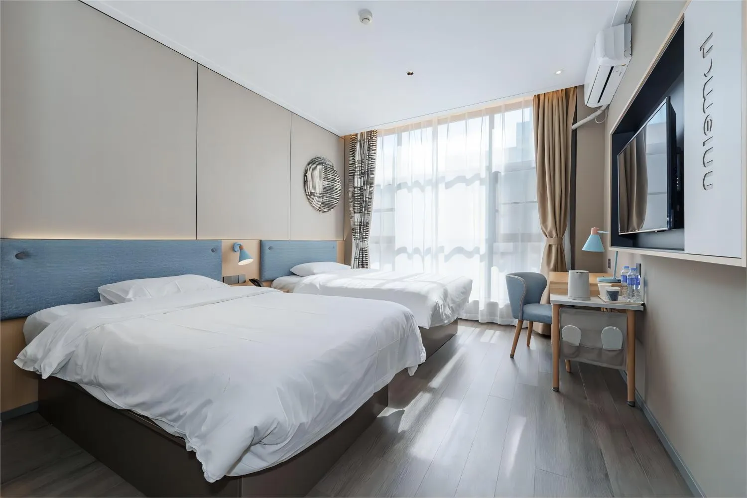 Bed in Home Inn Zhangjiajie Tianmen Mountain Branch