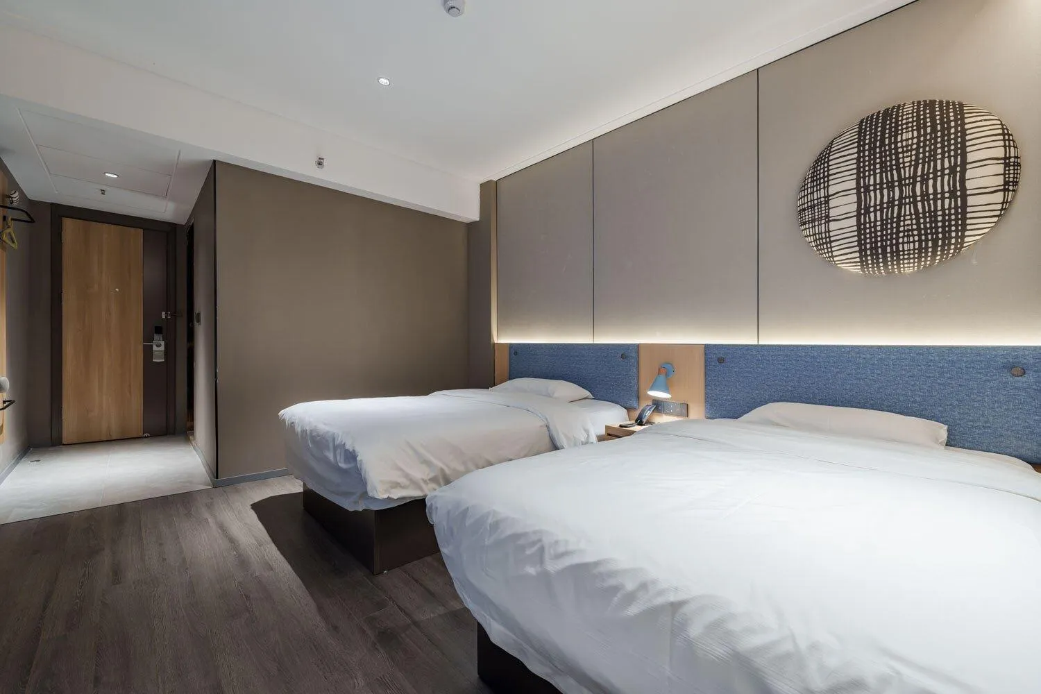 Bed in Home Inn Zhangjiajie Tianmen Mountain Branch