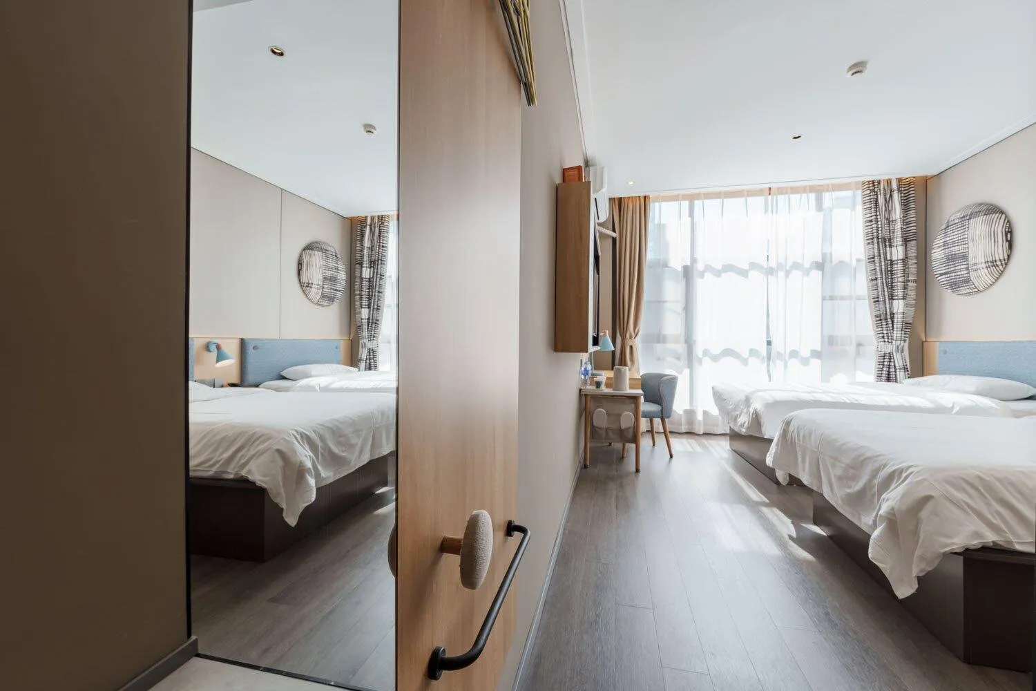 Bed in Home Inn Zhangjiajie Tianmen Mountain Branch