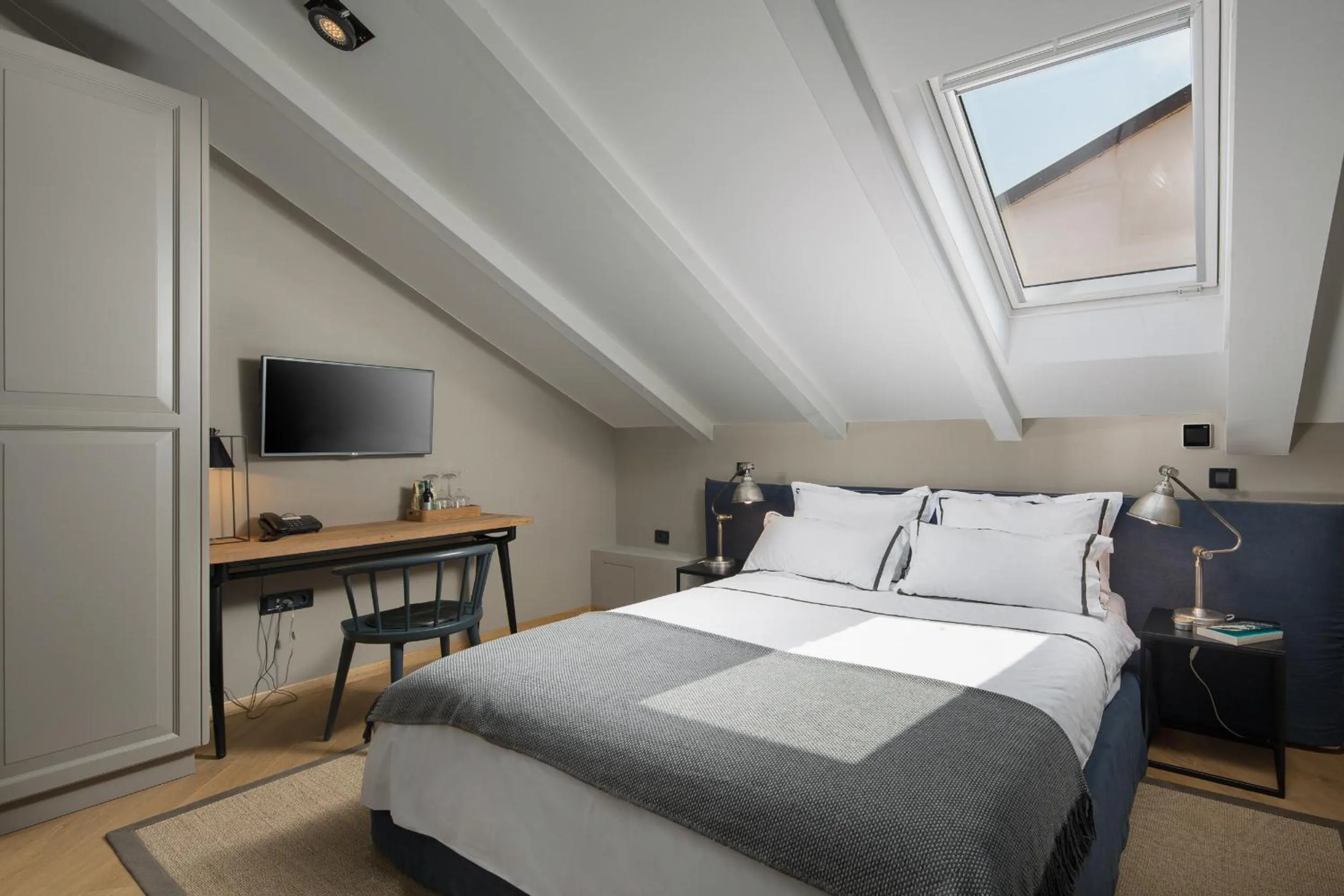 Bed in Almayer Art & Heritage Adults Only Hotel and Dépendance rooms