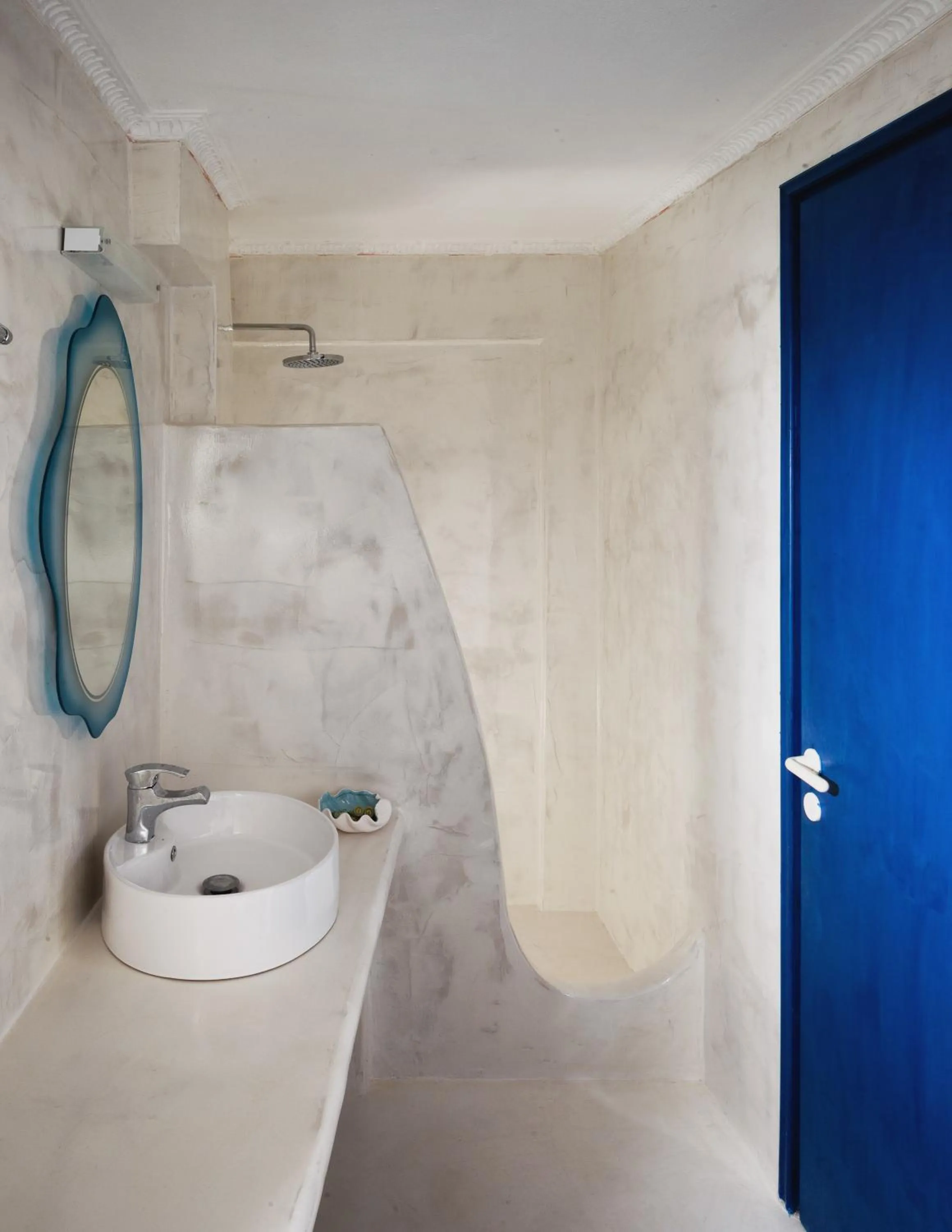 Bathroom in Roula Villa Studios & Apartments