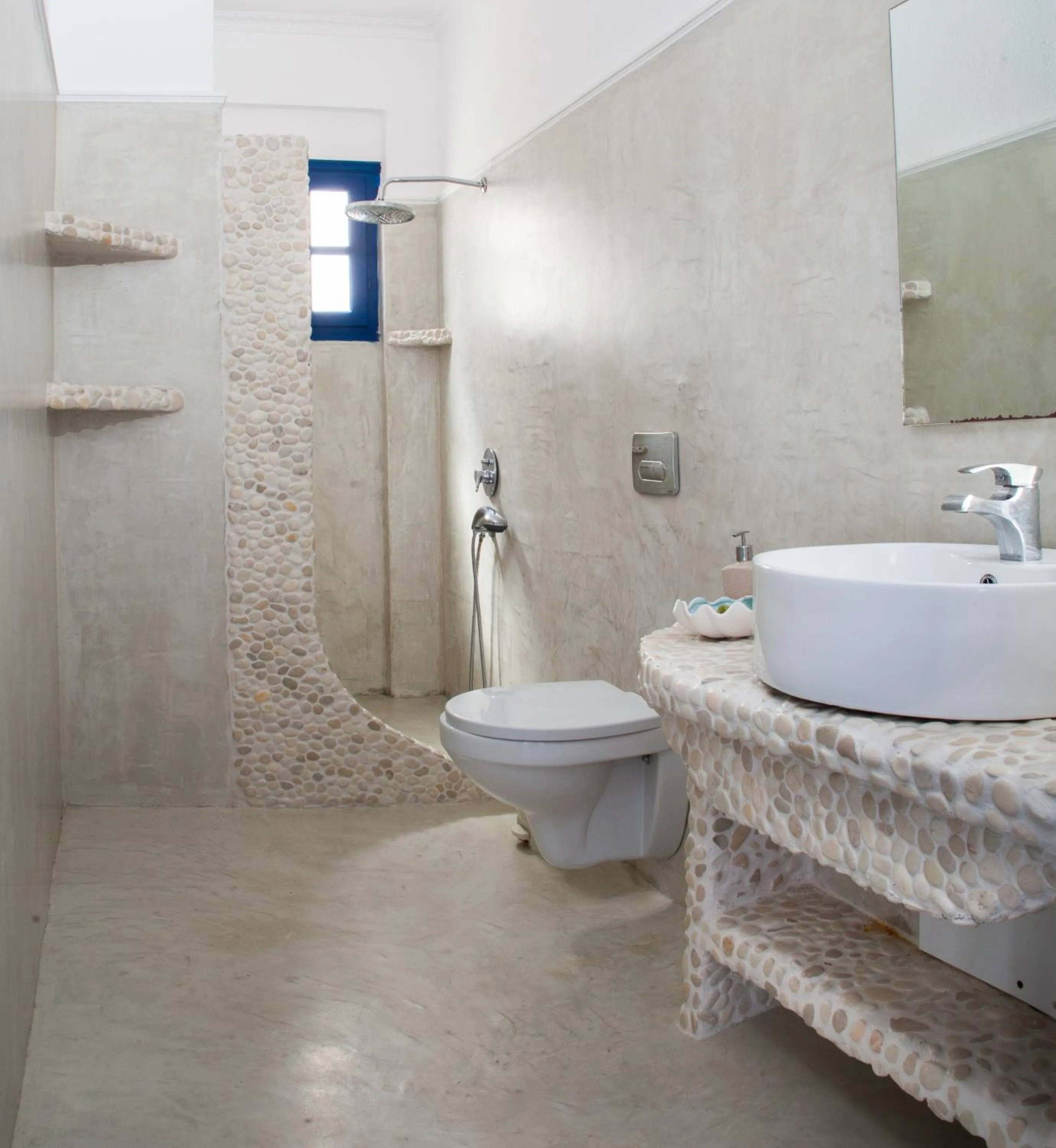 Toilet in Roula Villa Studios & Apartments