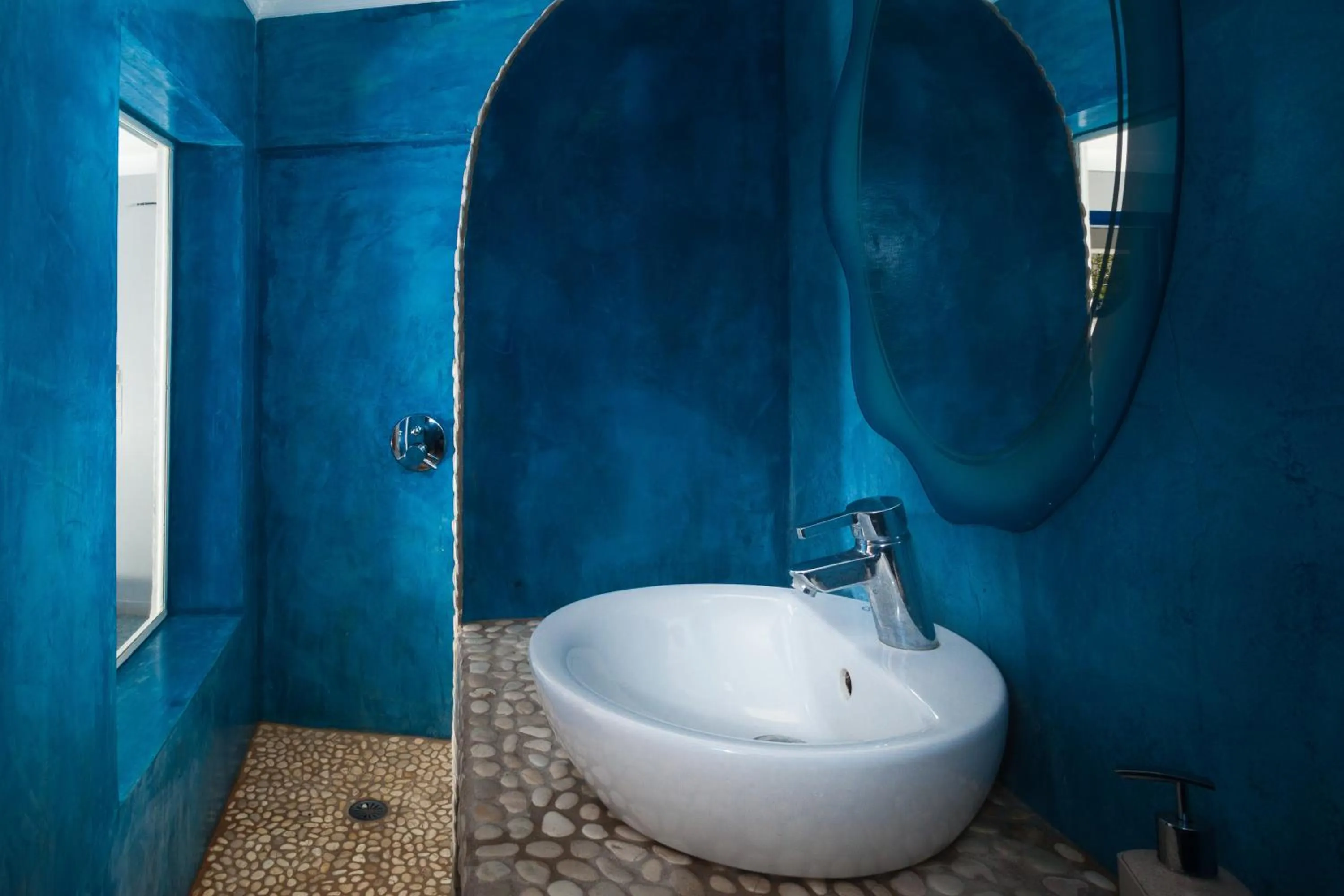 Bathroom in Roula Villa Studios & Apartments