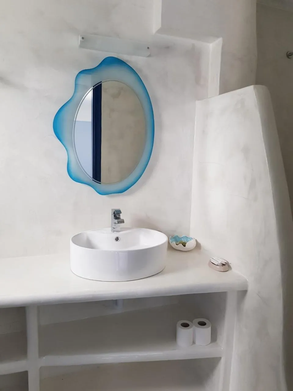 Bathroom in Roula Villa Studios & Apartments