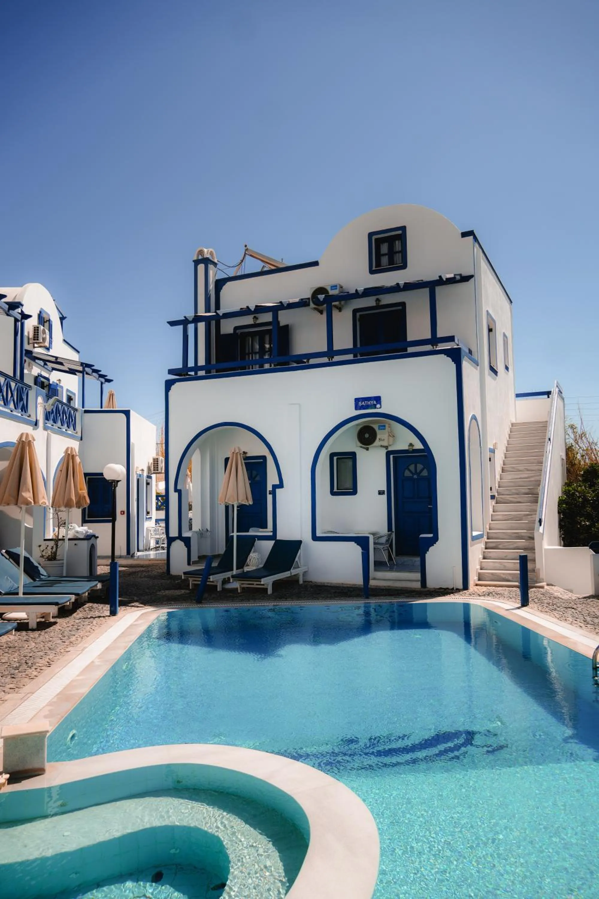 Pool view in Roula Villa Studios & Apartments