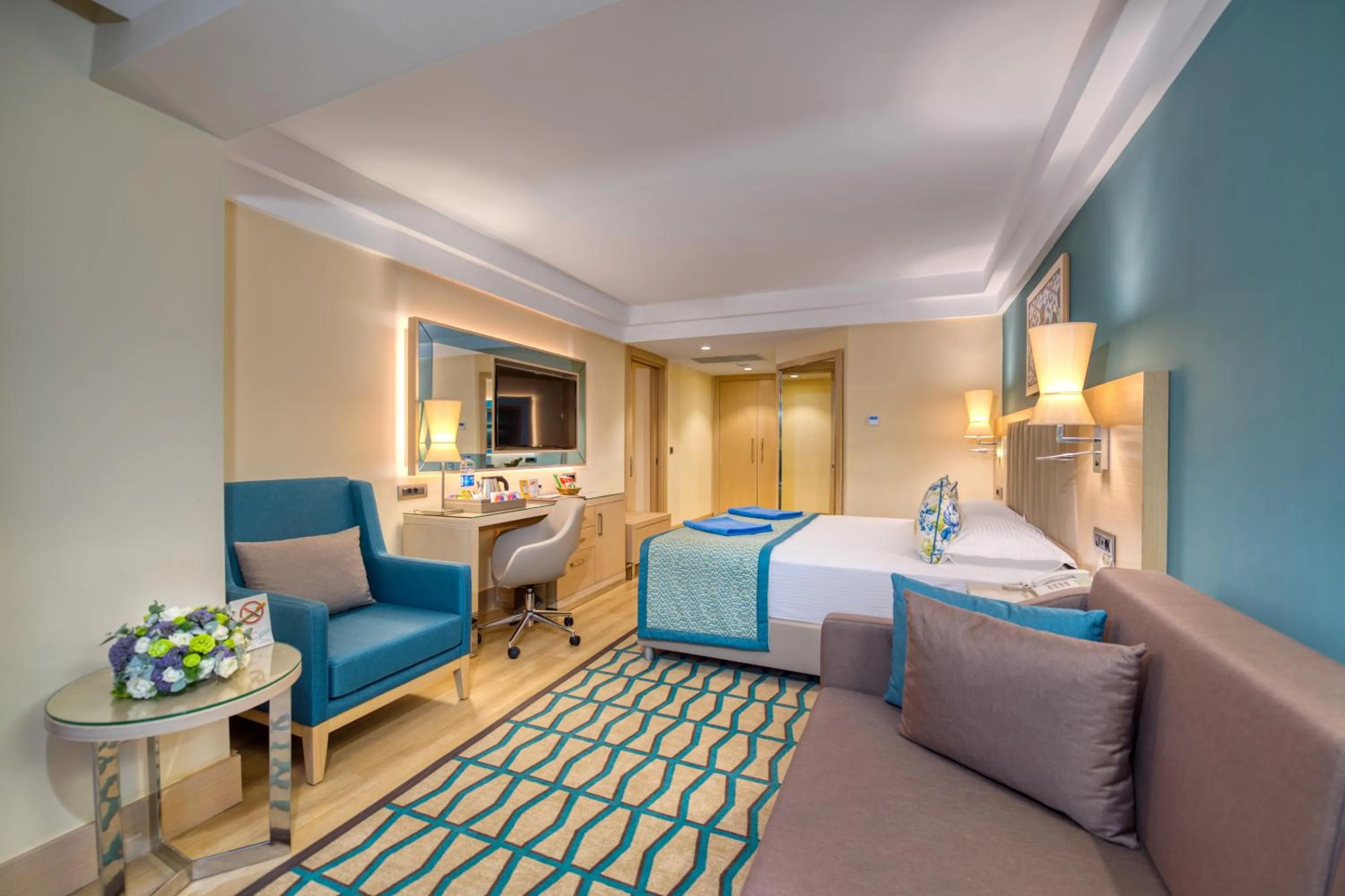 Massage, Bed in Megasaray Club Belek