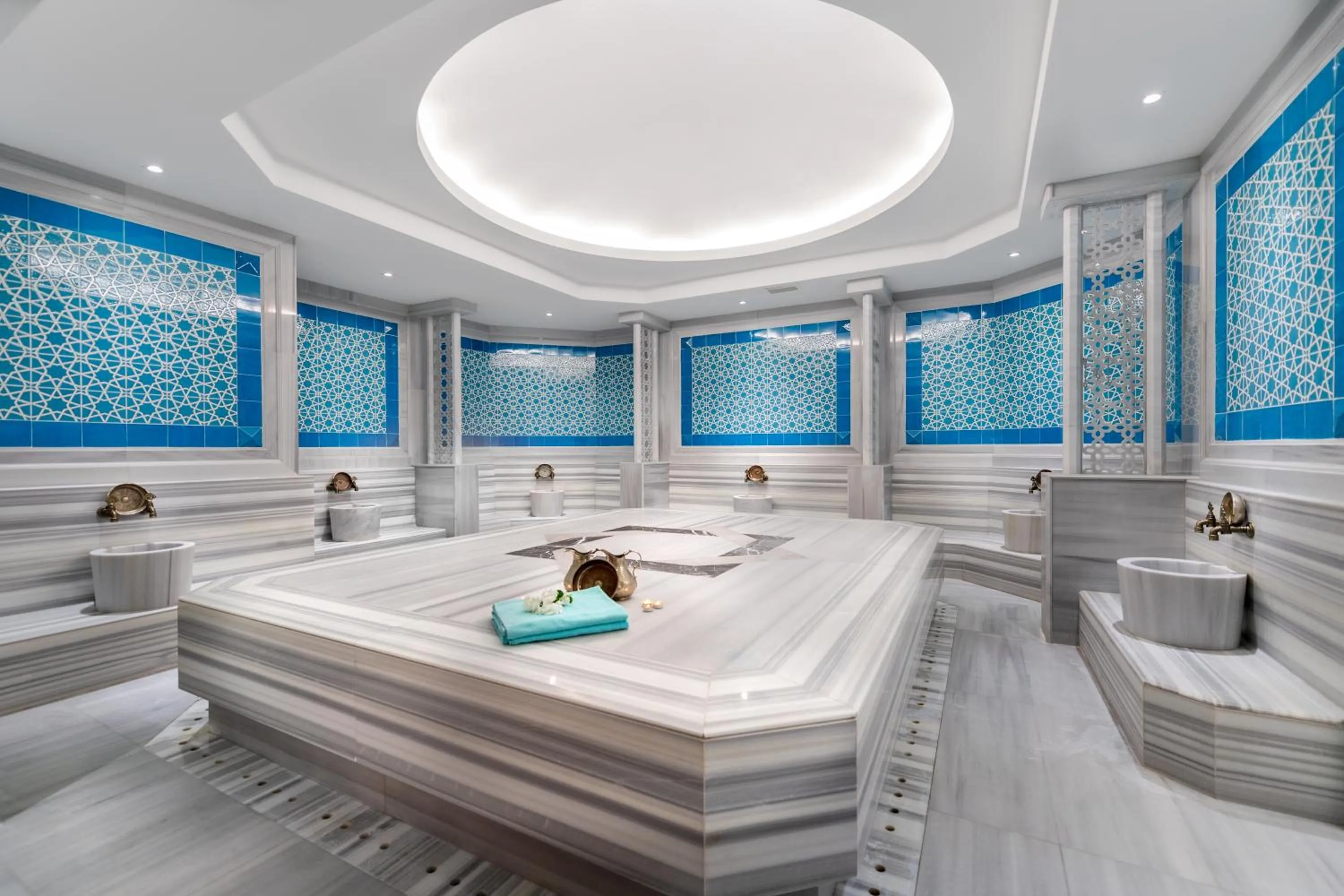 Public Bath in Megasaray Club Belek
