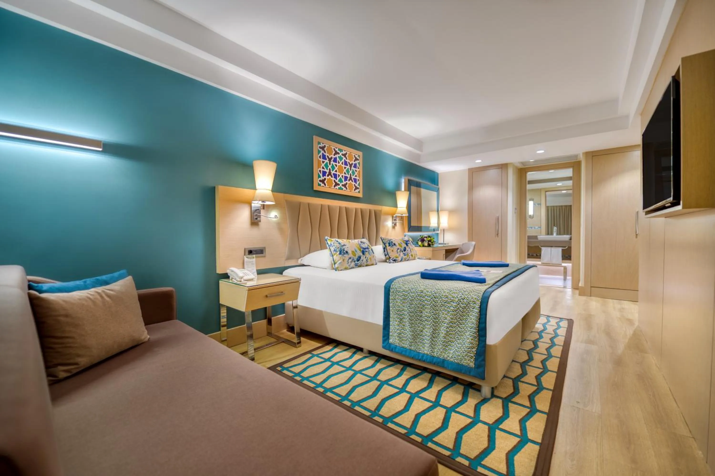 Massage, Bed in Megasaray Club Belek