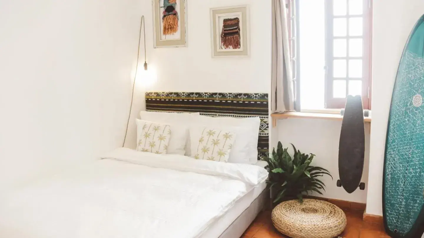 Double Room with Shared Bathroom in WOT Ericeira Lodge Double Room with Shared Bathroom in WOT Ericeira Lodge