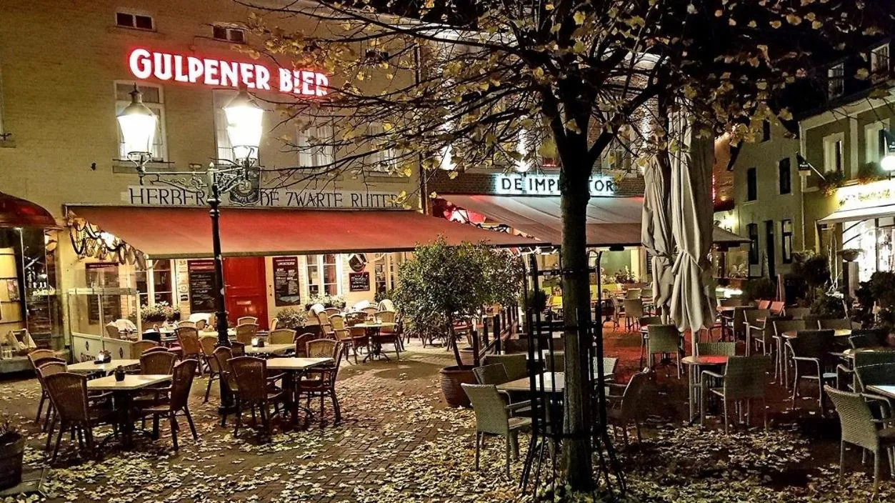 Restaurant/places to eat in Herberg de Zwarte Ruiter