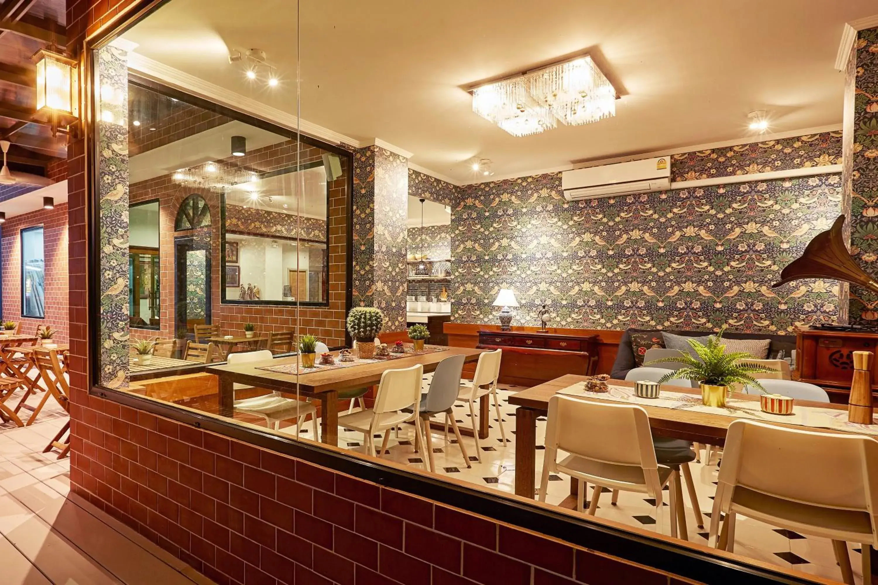 Lounge or bar in Chez Bure - Bure Homestay Lounge or bar in Chez Bure - Bure Homestay