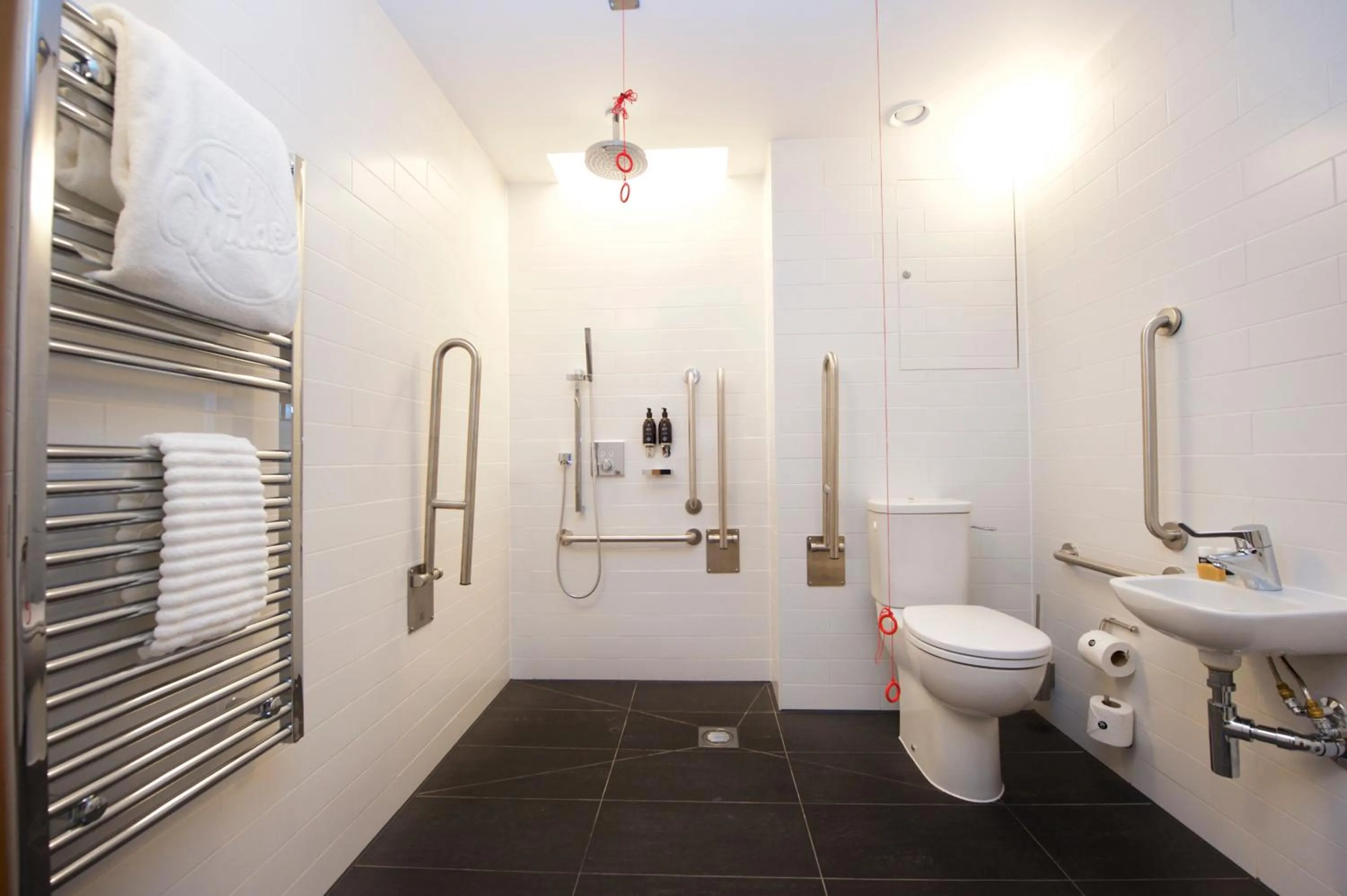 Toilet in Wilde Aparthotels London Covent Garden