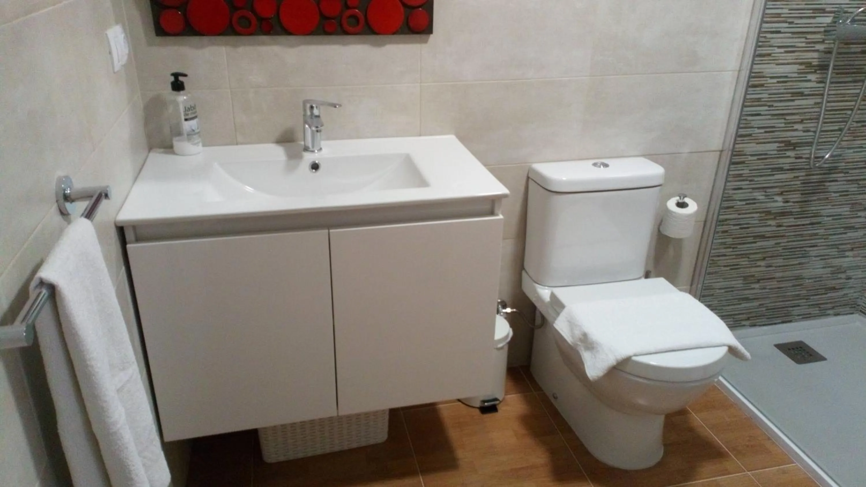 Bathroom in Apartamentos O Almacen