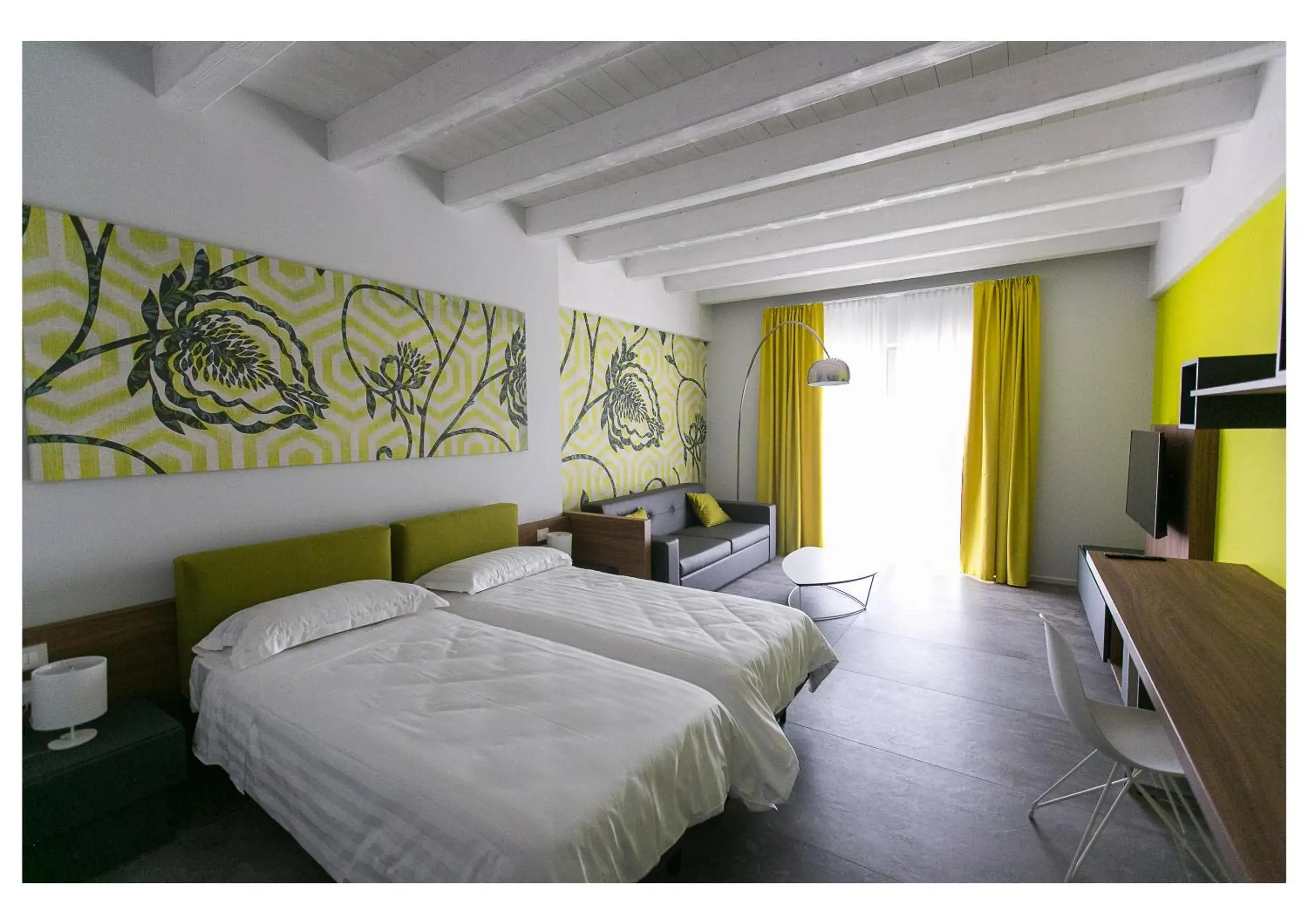 Photo of the whole room, Bed in Ca' Barbini Resort