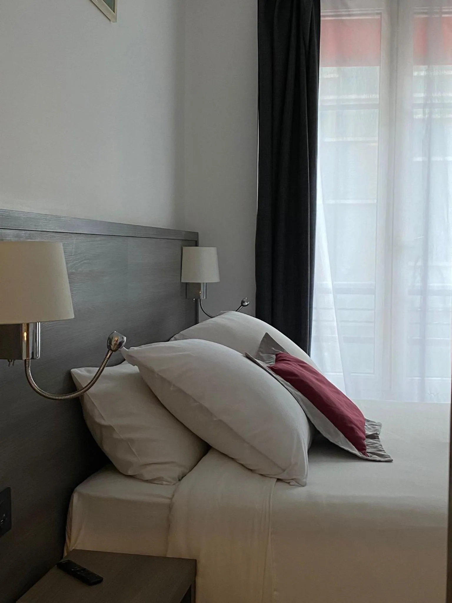 Bed in Luxor Bastille Hotel