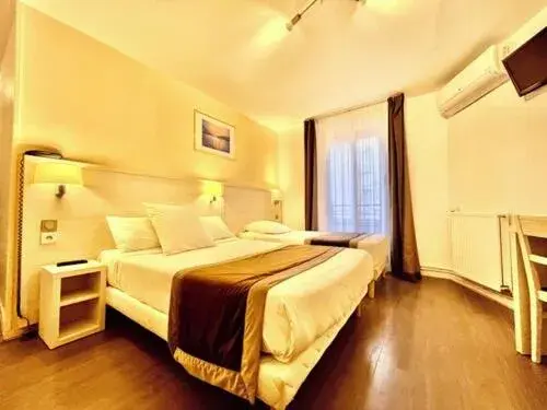 Family Room in Luxor Bastille Hotel Family Room in Luxor Bastille Hotel