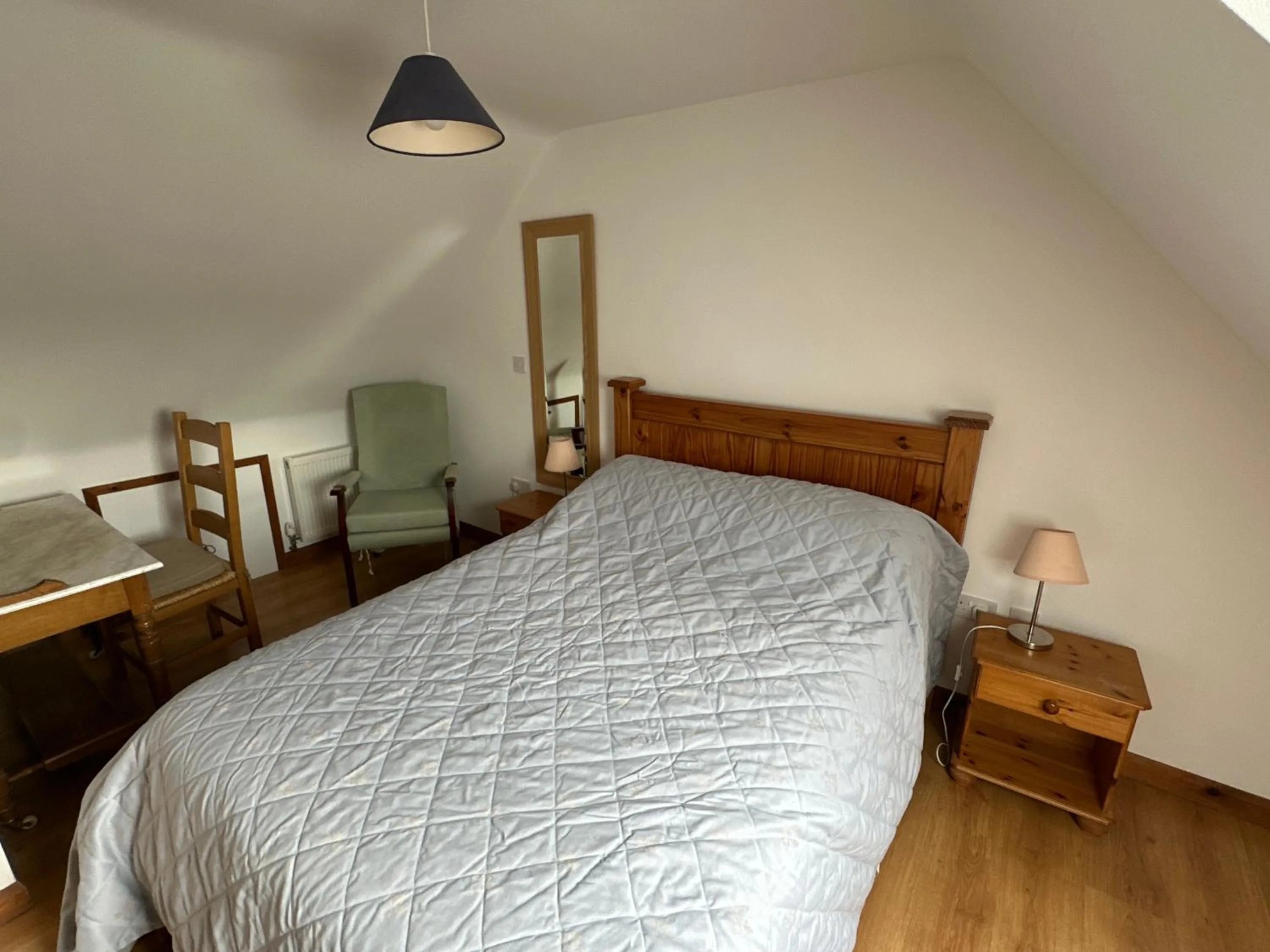 Bed in The Warren - Ash Farm Cotswolds