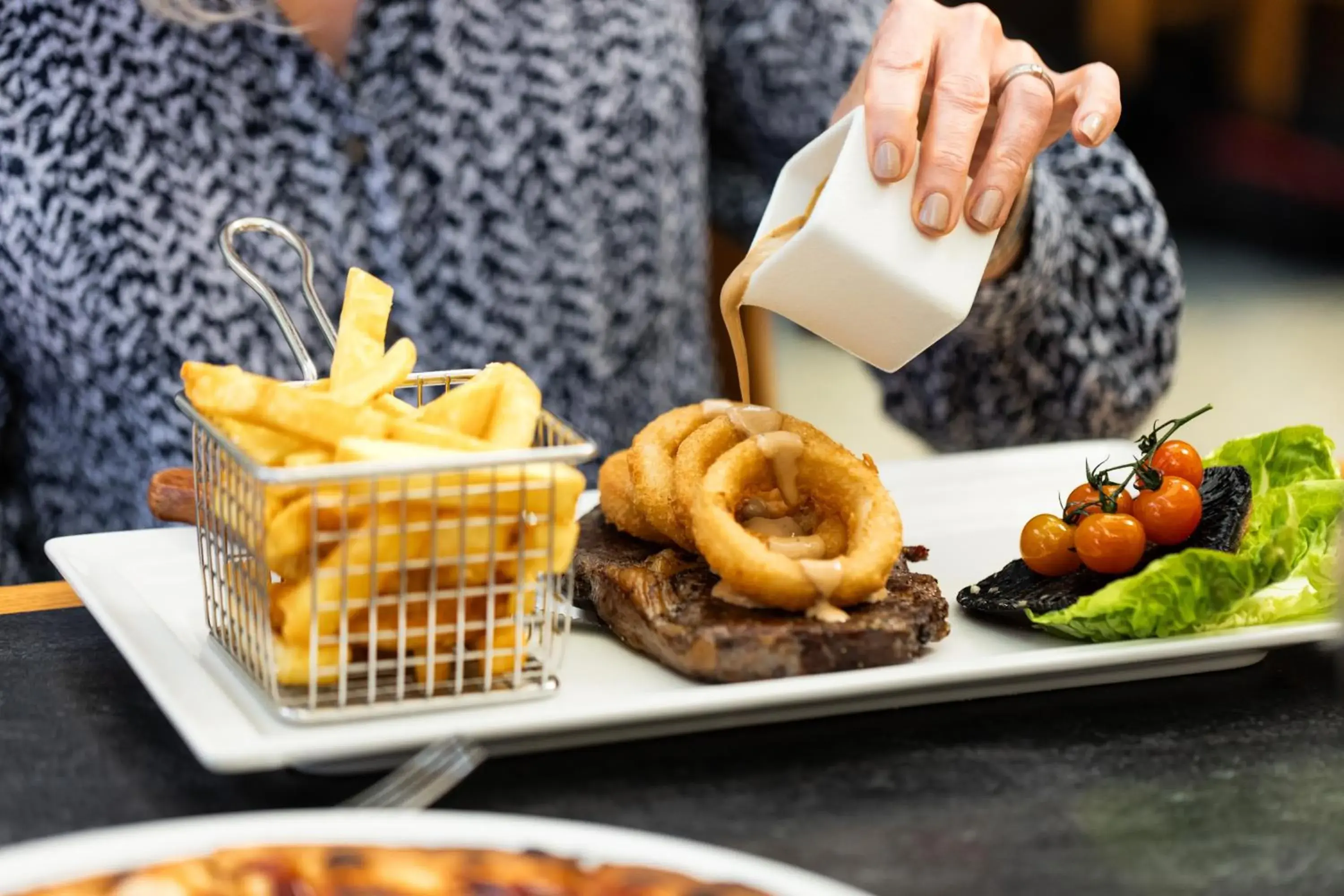 Food and drinks in Merton Hotel Food and drinks in Merton Hotel