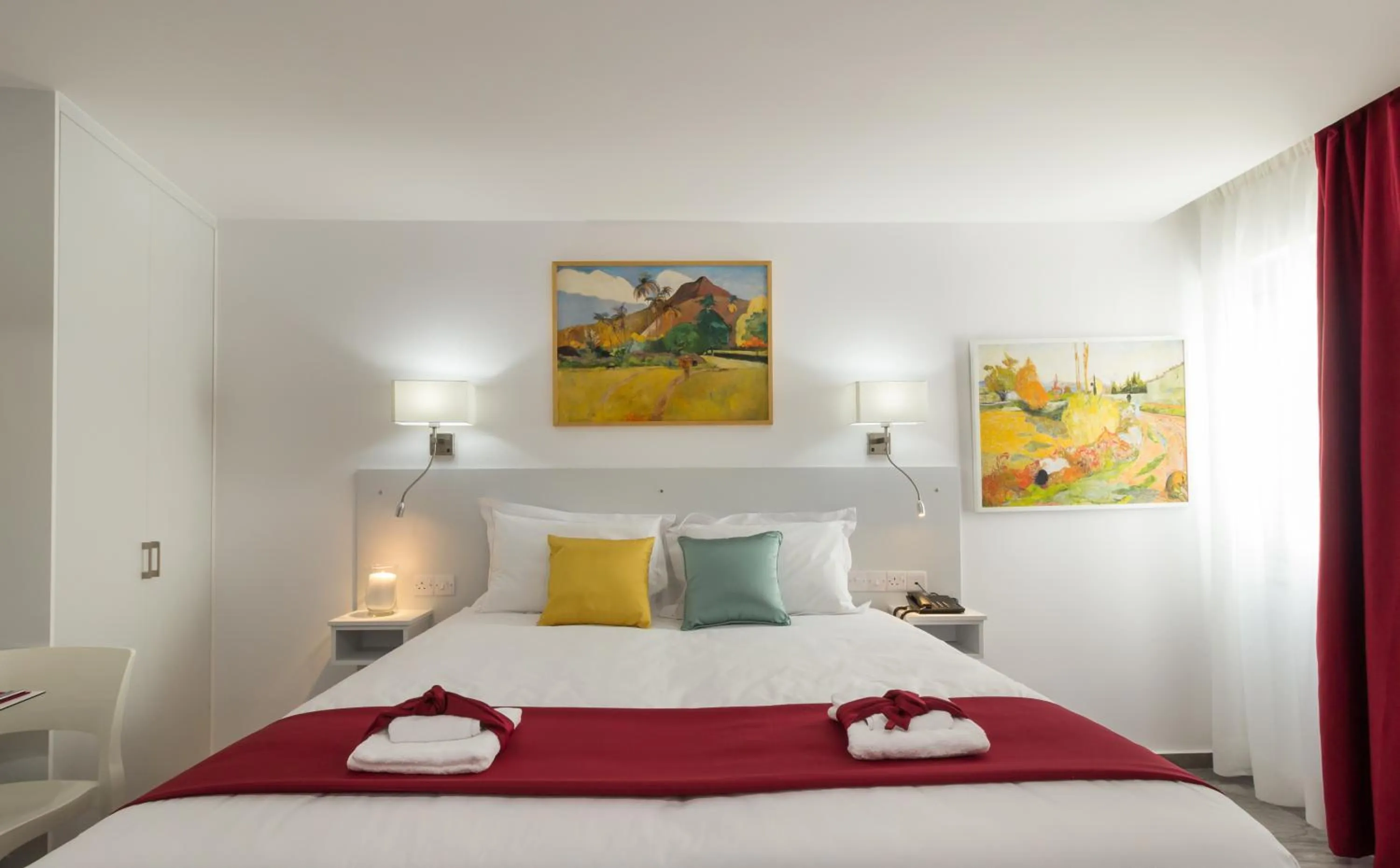 Photo of the whole room, Bed in Art & Wine Boutique Hotel