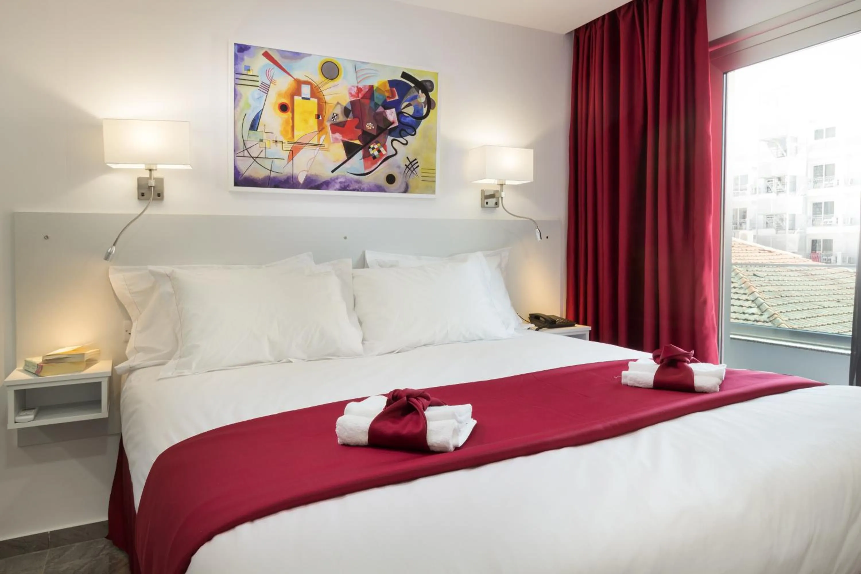 Photo of the whole room, Bed in Art & Wine Boutique Hotel