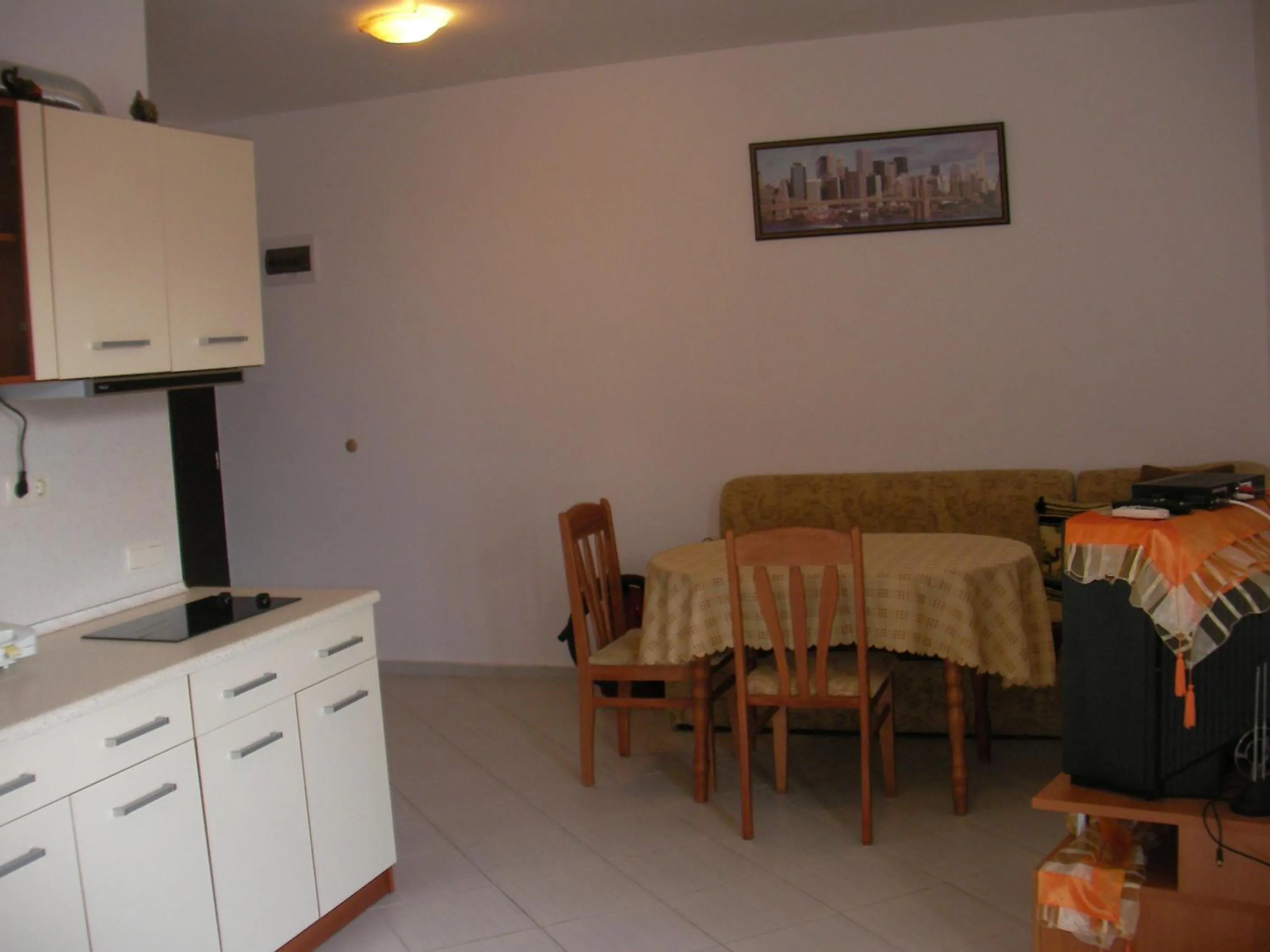 Dining area in Adonai Apartments