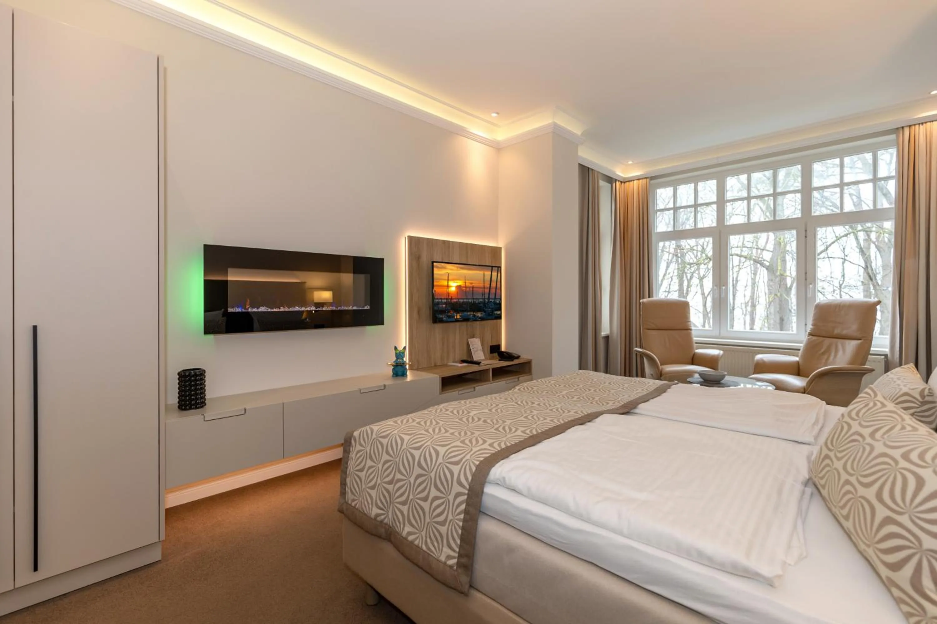 Photo of the whole room, Bed in HOTEL am STRAND