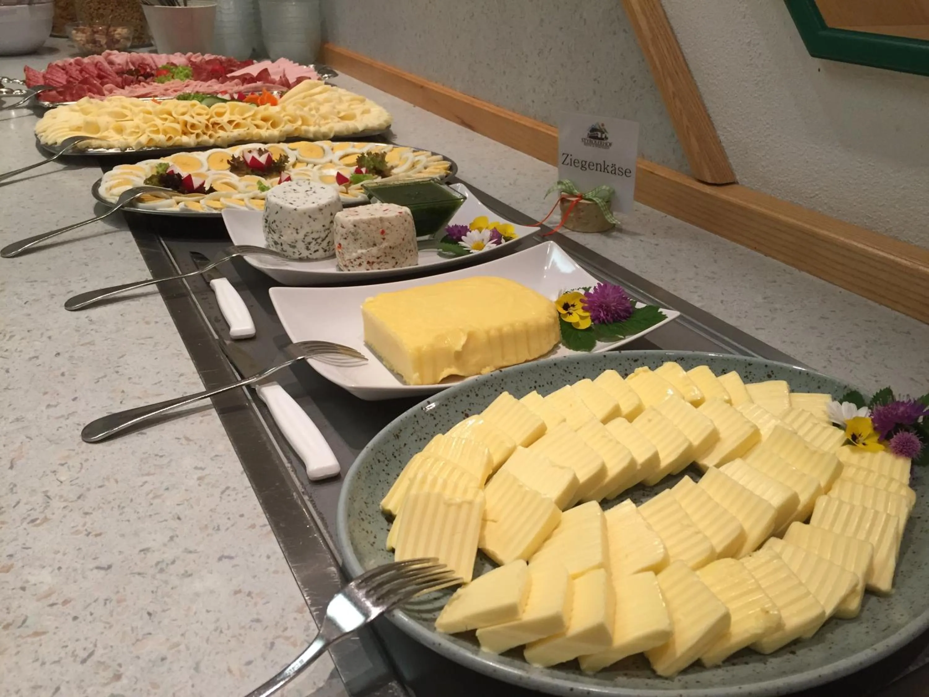 Buffet breakfast in Hotel Styrolerhof