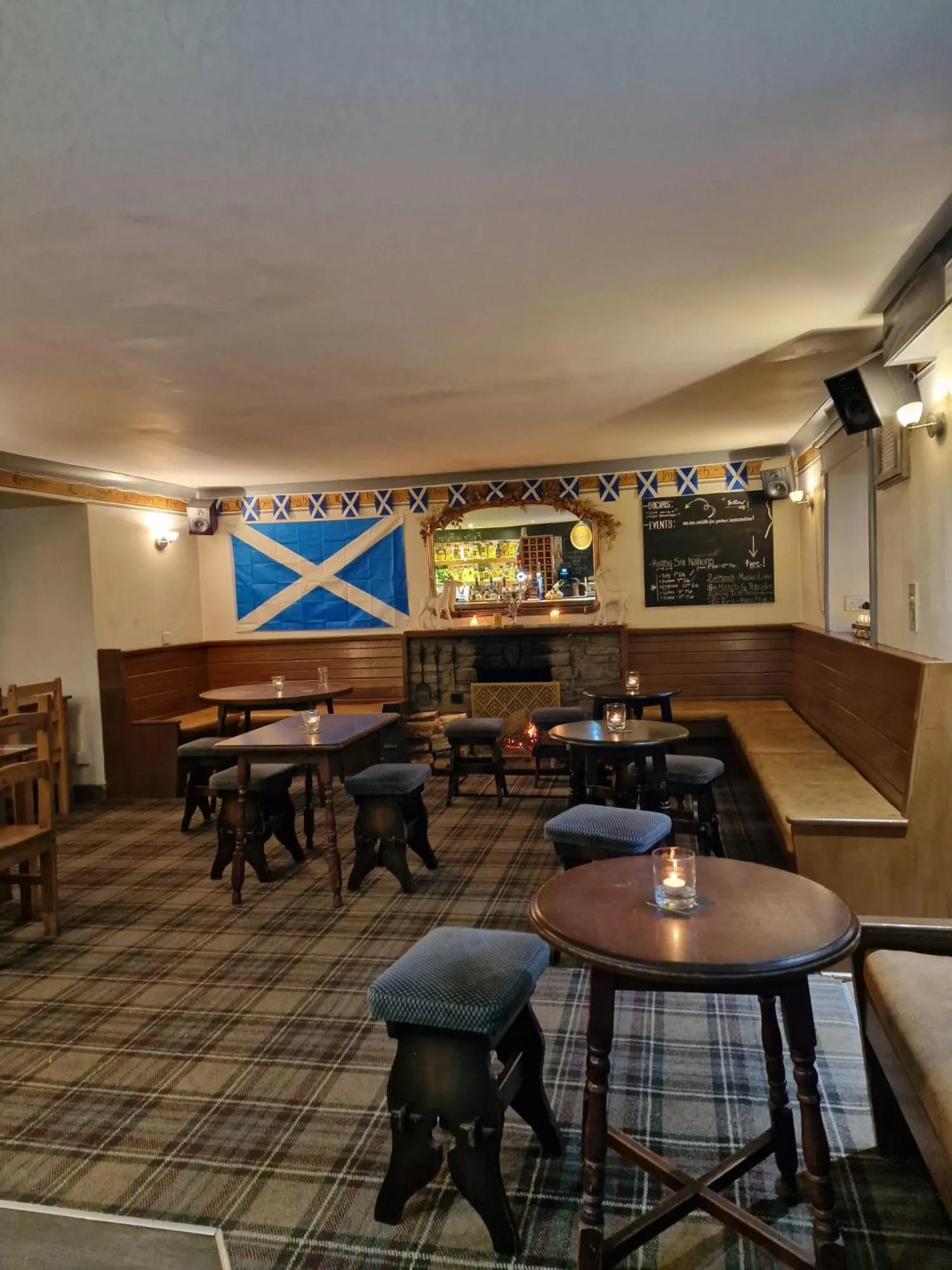 Lounge or bar in The White Stag Inn