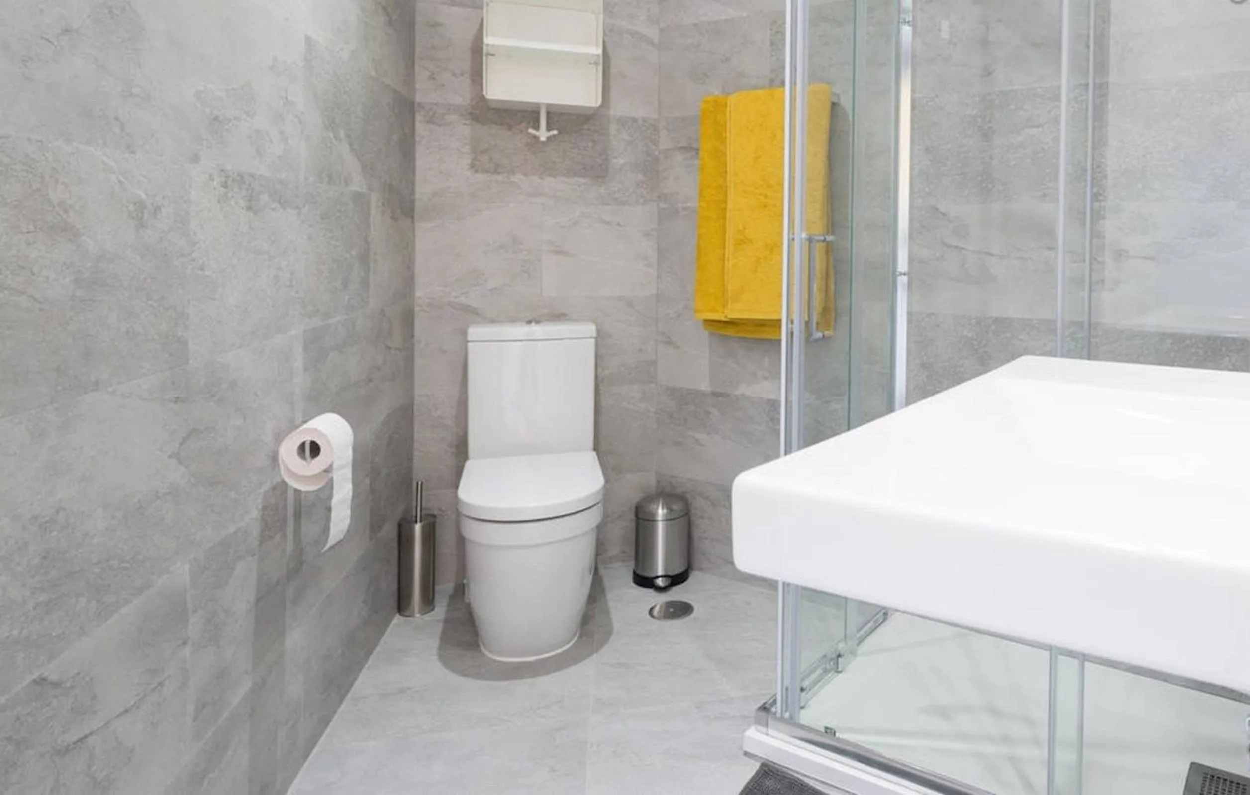 Toilet in Apartment Club Playa Flores