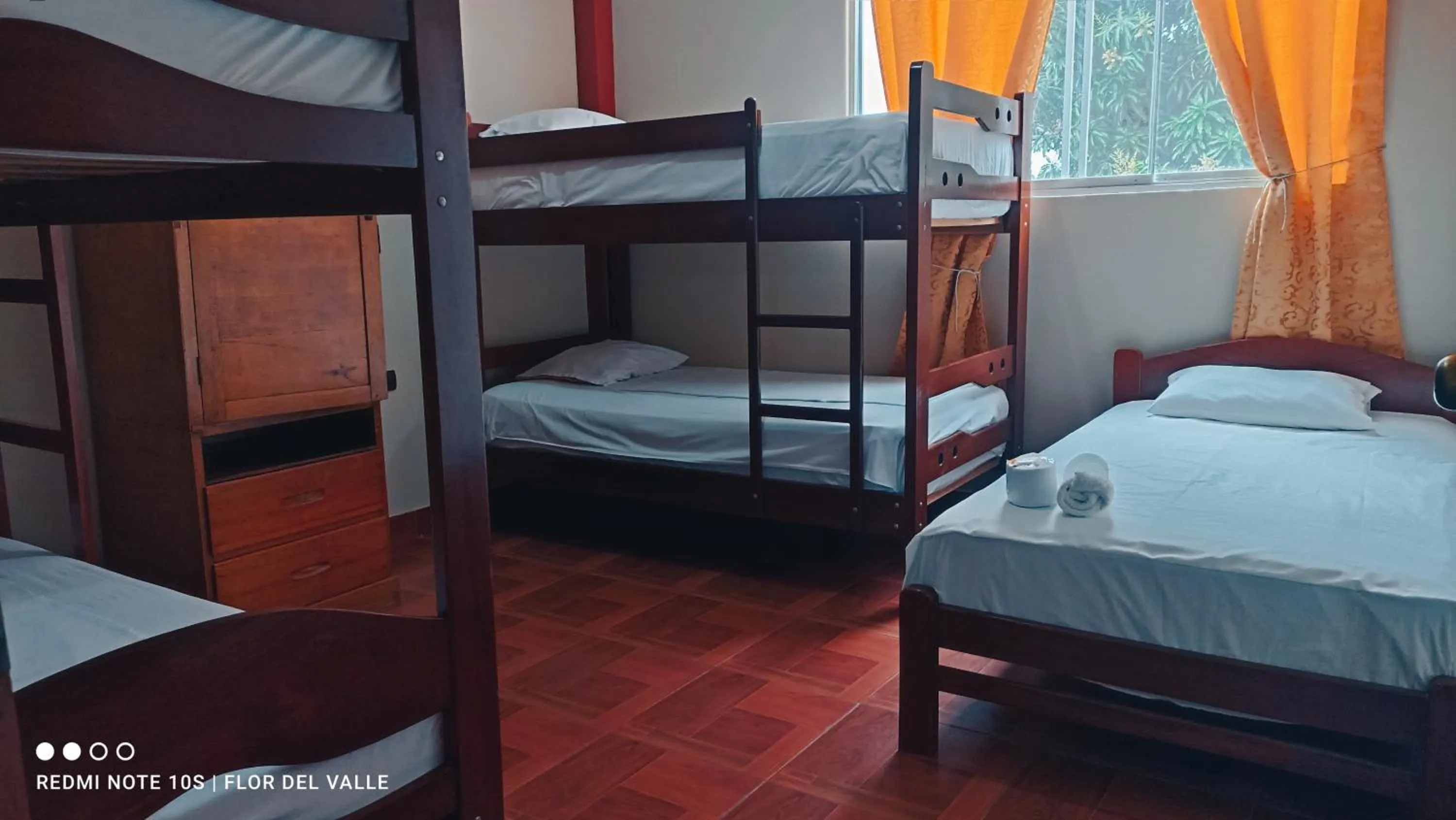 Photo of the whole room, Bed in Flor del Valle Posada