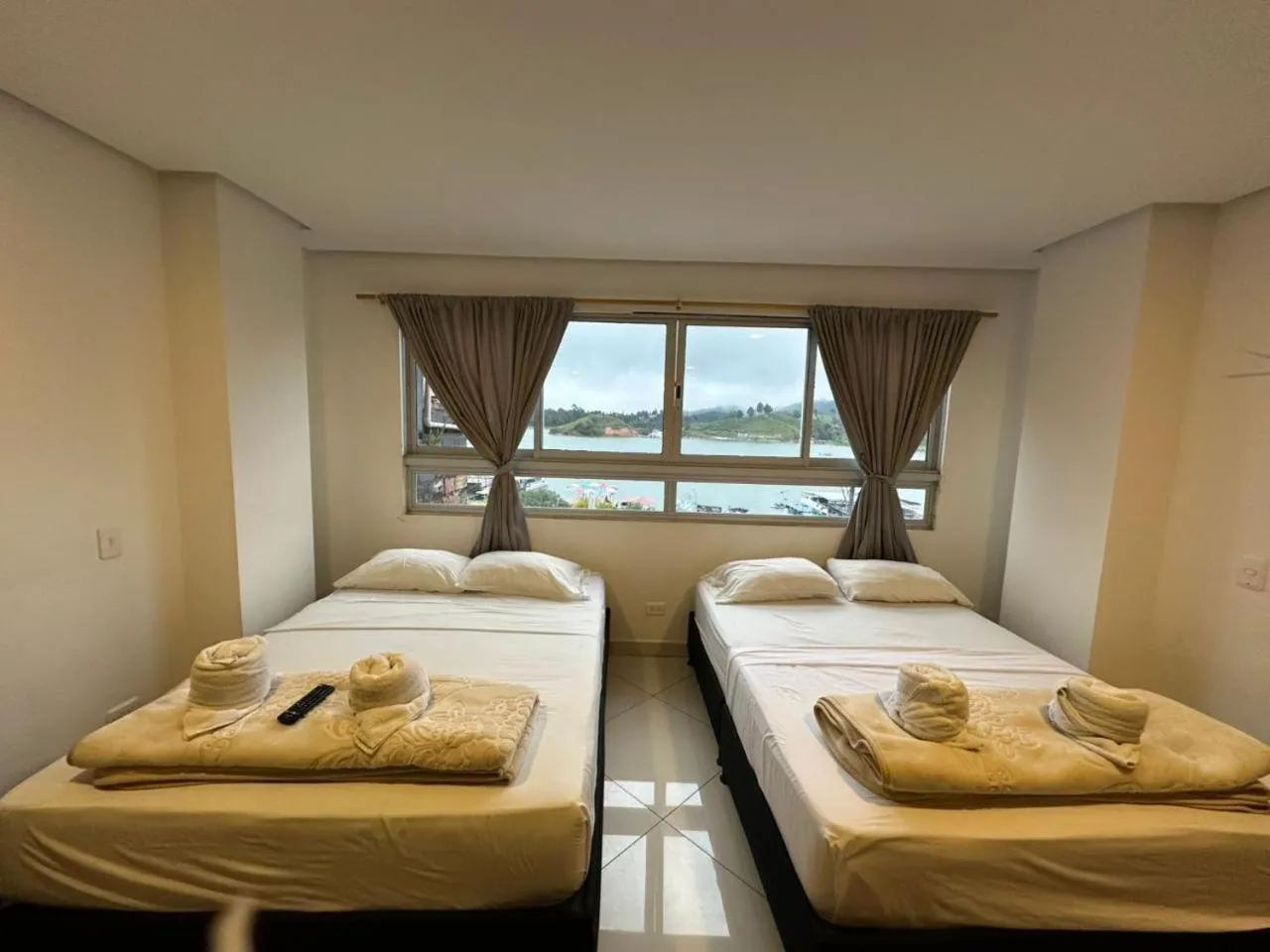 Hotel Bahia Guatape