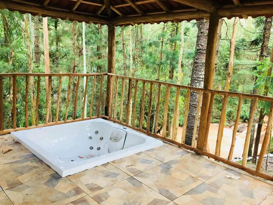 Balcony/Terrace in Pousada Chalés da Lua