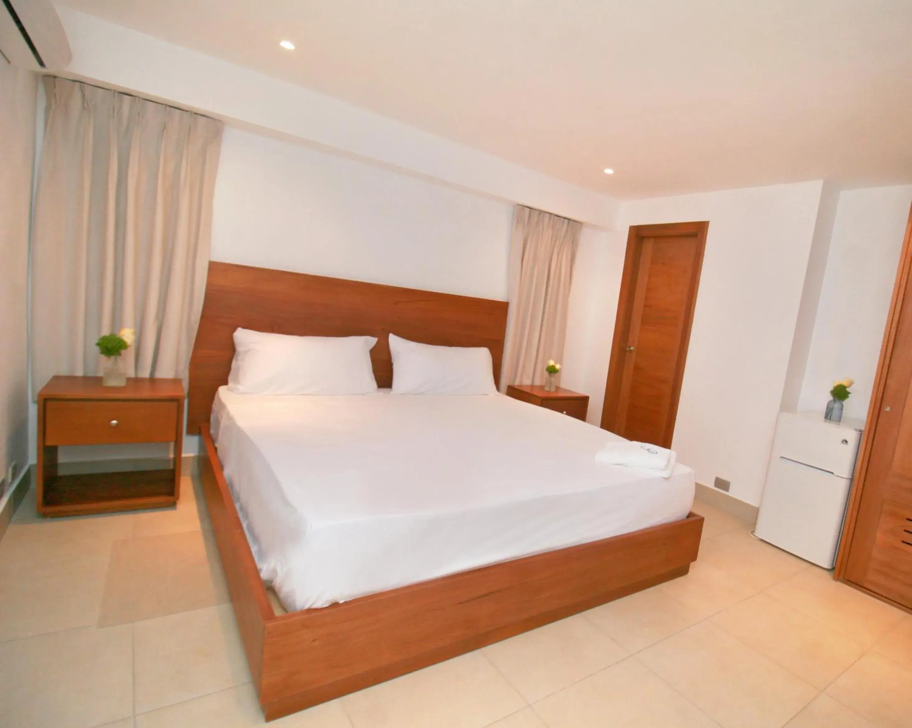 Food and drinks, Bed in Palmetto Hotel Food and drinks, Bed in Palmetto Hotel