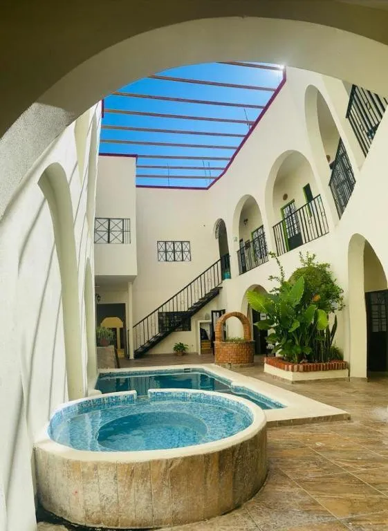 Swimming pool in Hotel Doña Chela En Calvillo