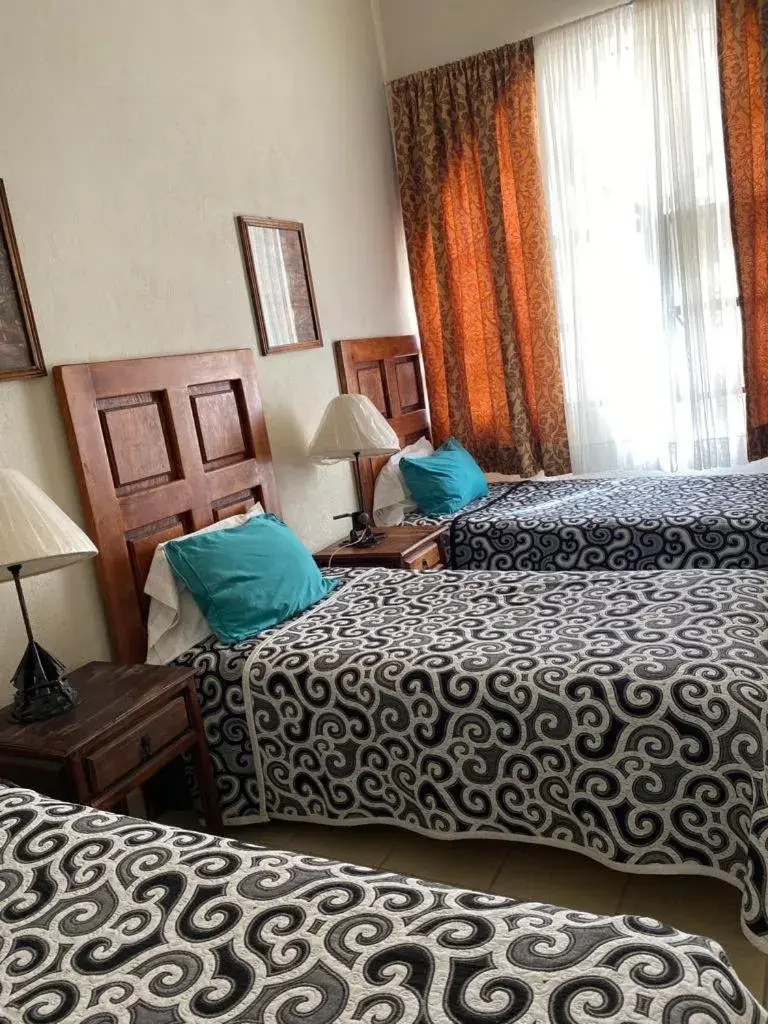 Family Room - single occupancy in Hotel Doña Chela En Calvillo Family Room - single occupancy in Hotel Doña Chela En Calvillo