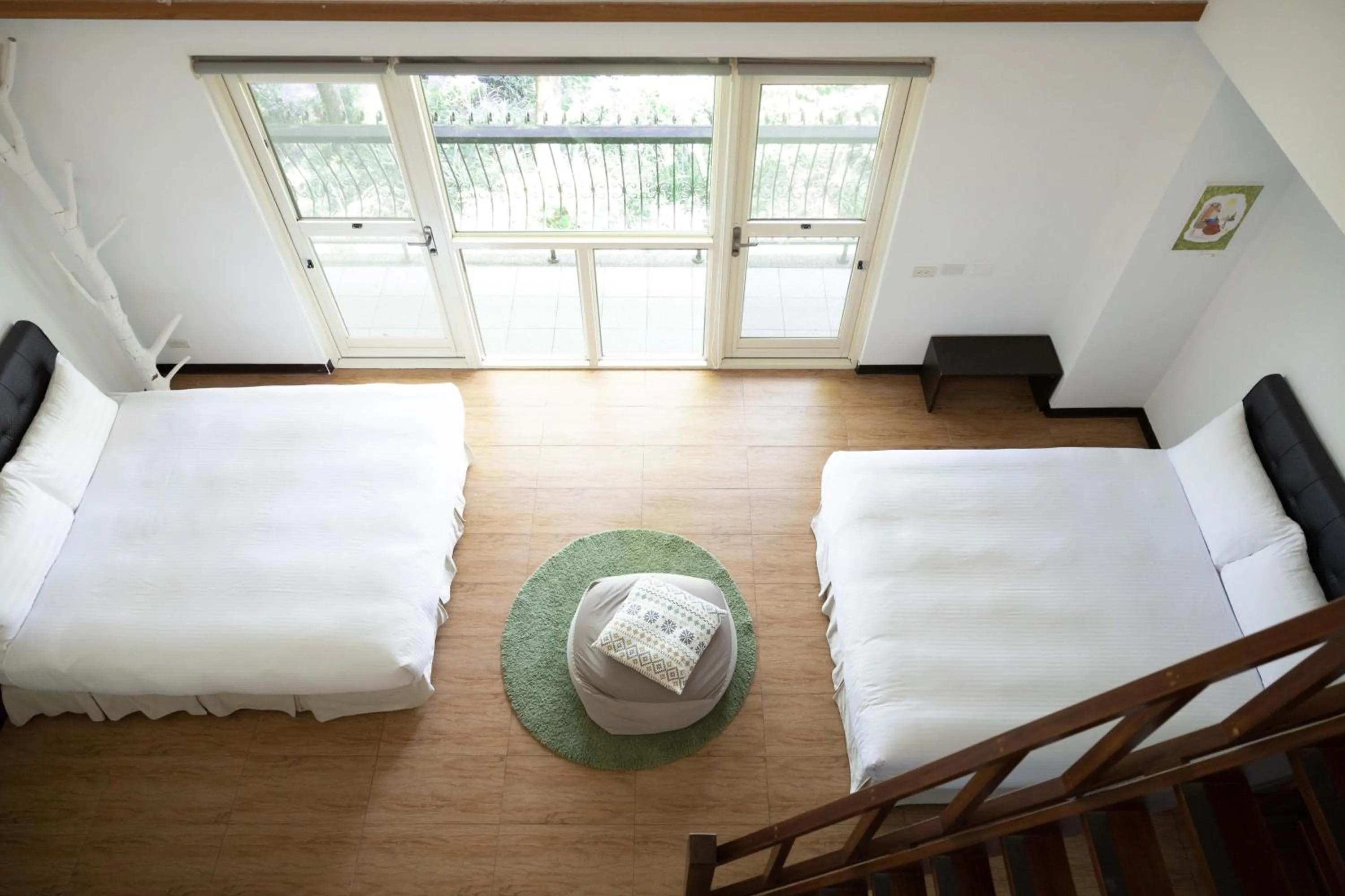 Property building, Bed in Green Wave Sanyi BY REINDEER