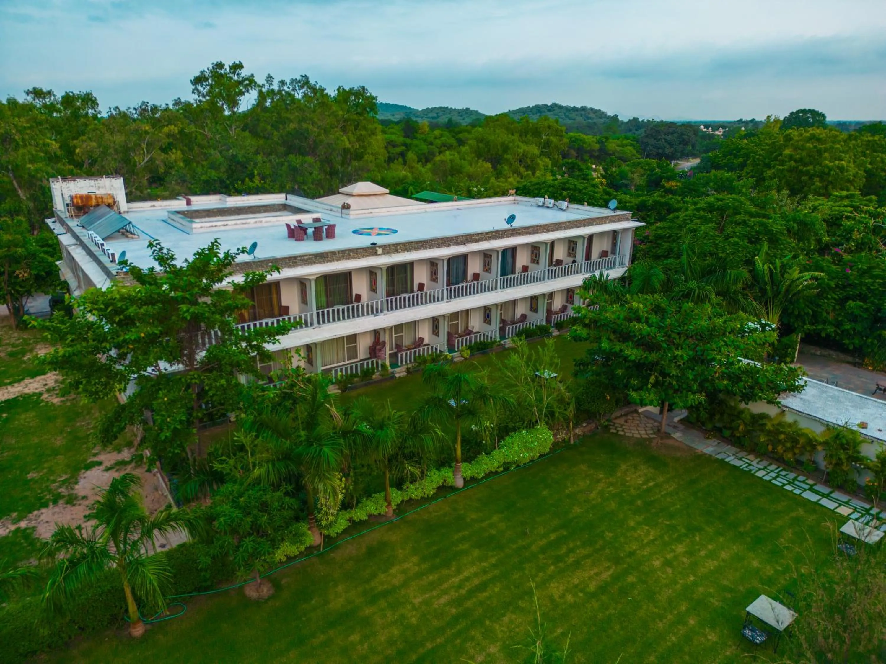 Property building in Ranakpur Safari Resort