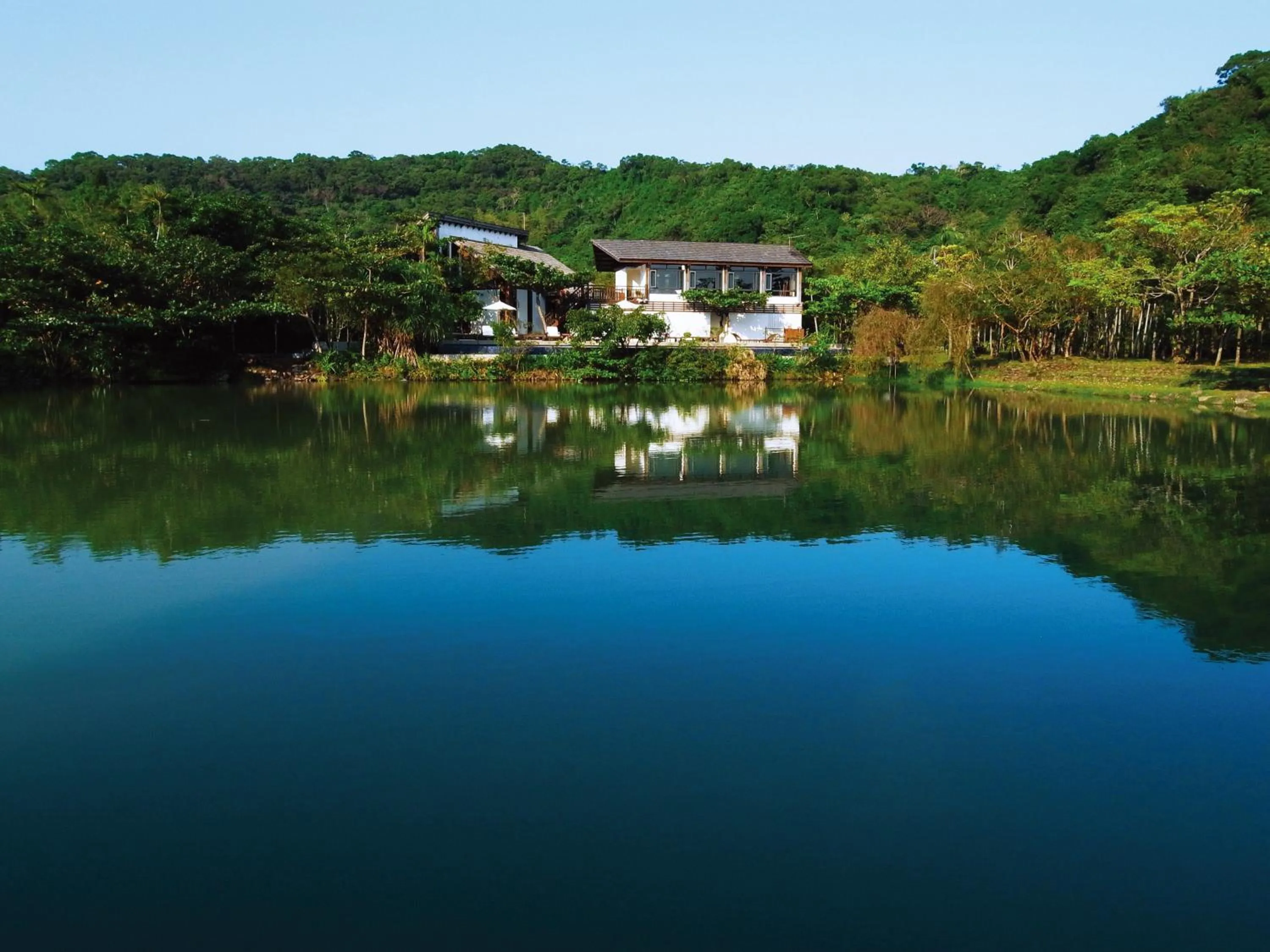 Lake view in Mudanwan Villa